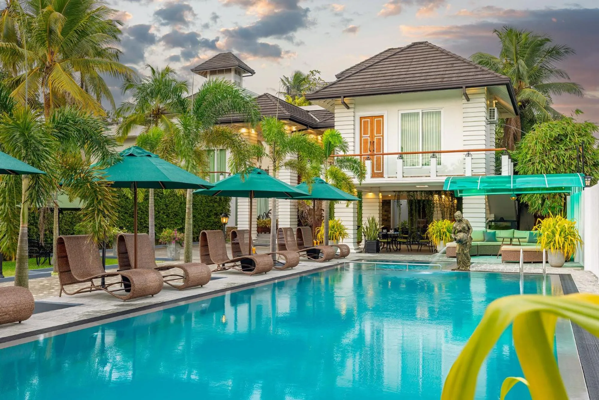 Swimming pool in The Palace by Ocean