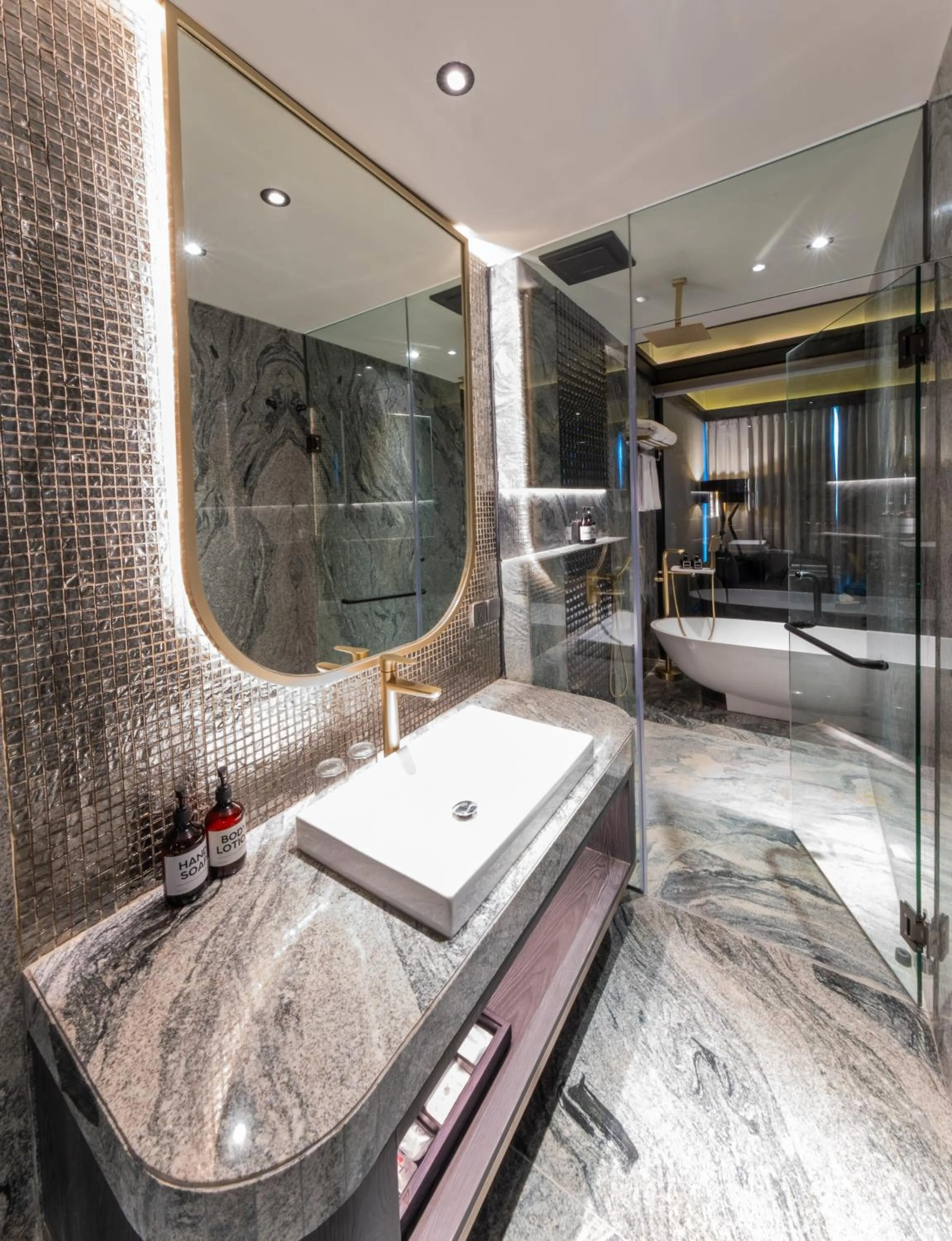 Bathroom in Pentacity Hotel Balikpapan