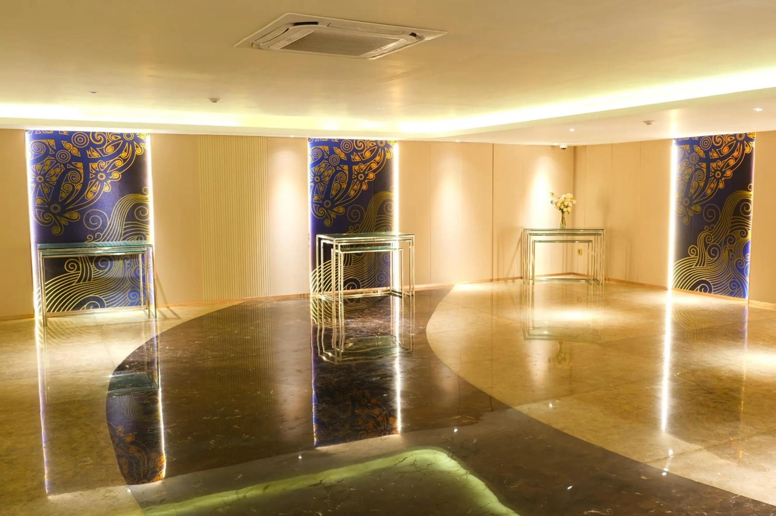 Business facilities in Pentacity Hotel Balikpapan