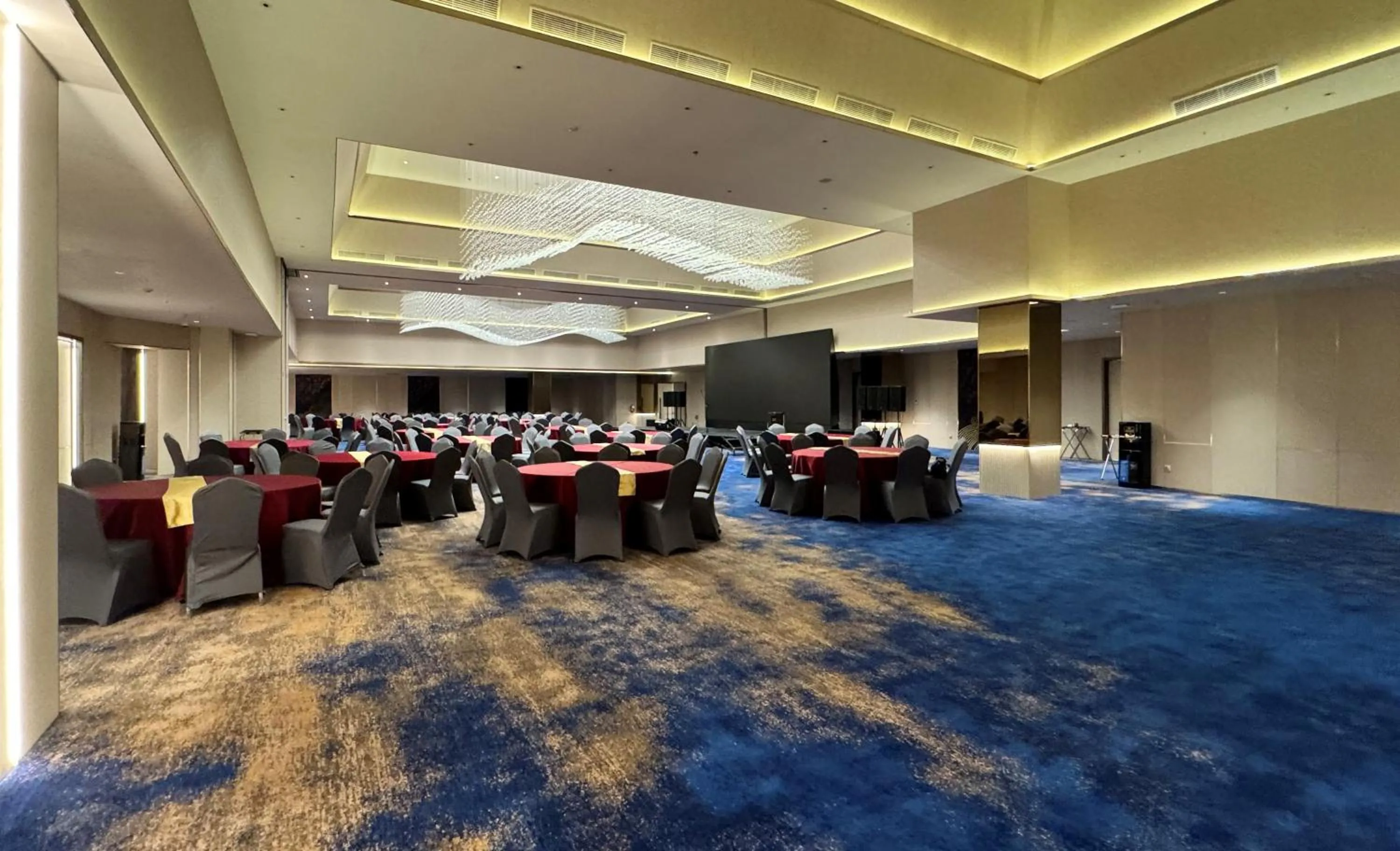Business facilities in Pentacity Hotel Balikpapan