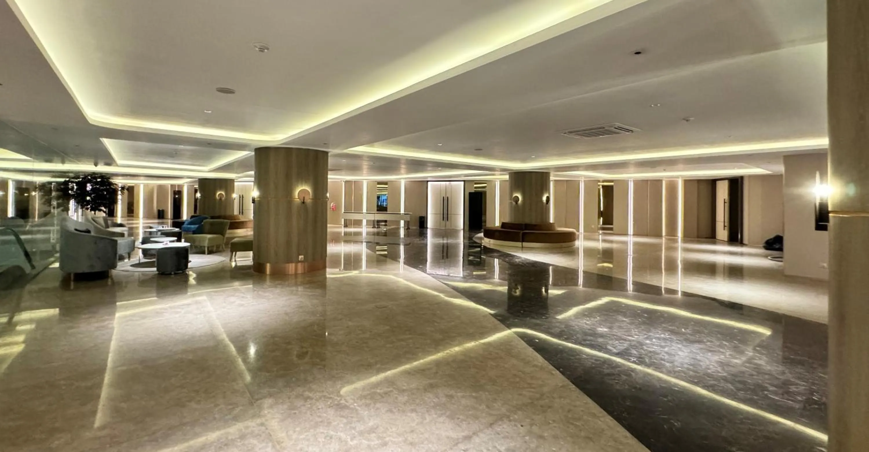 Business facilities in Pentacity Hotel Balikpapan