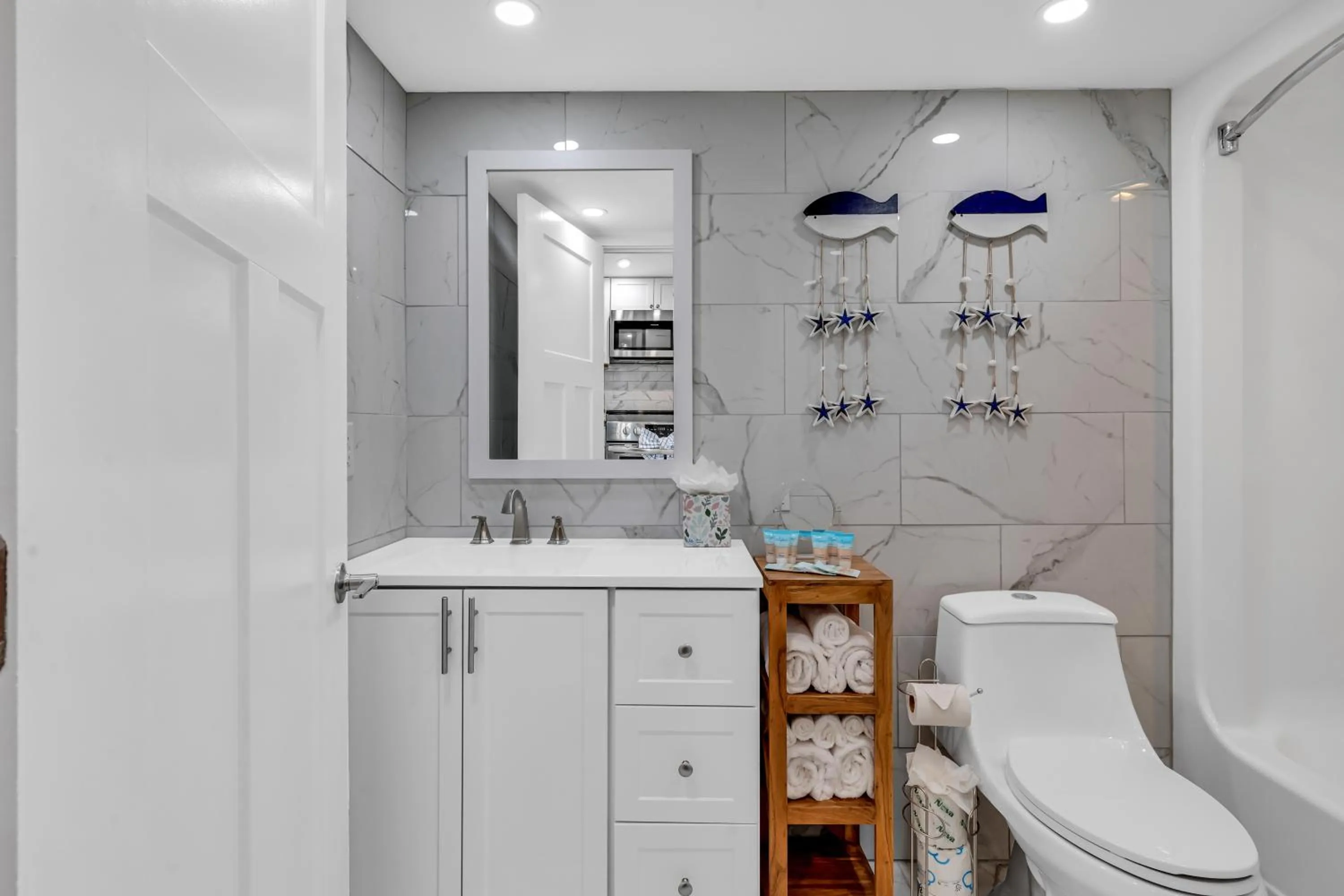 Bathroom in Breakers Tower 1BR Oceanfront Condo