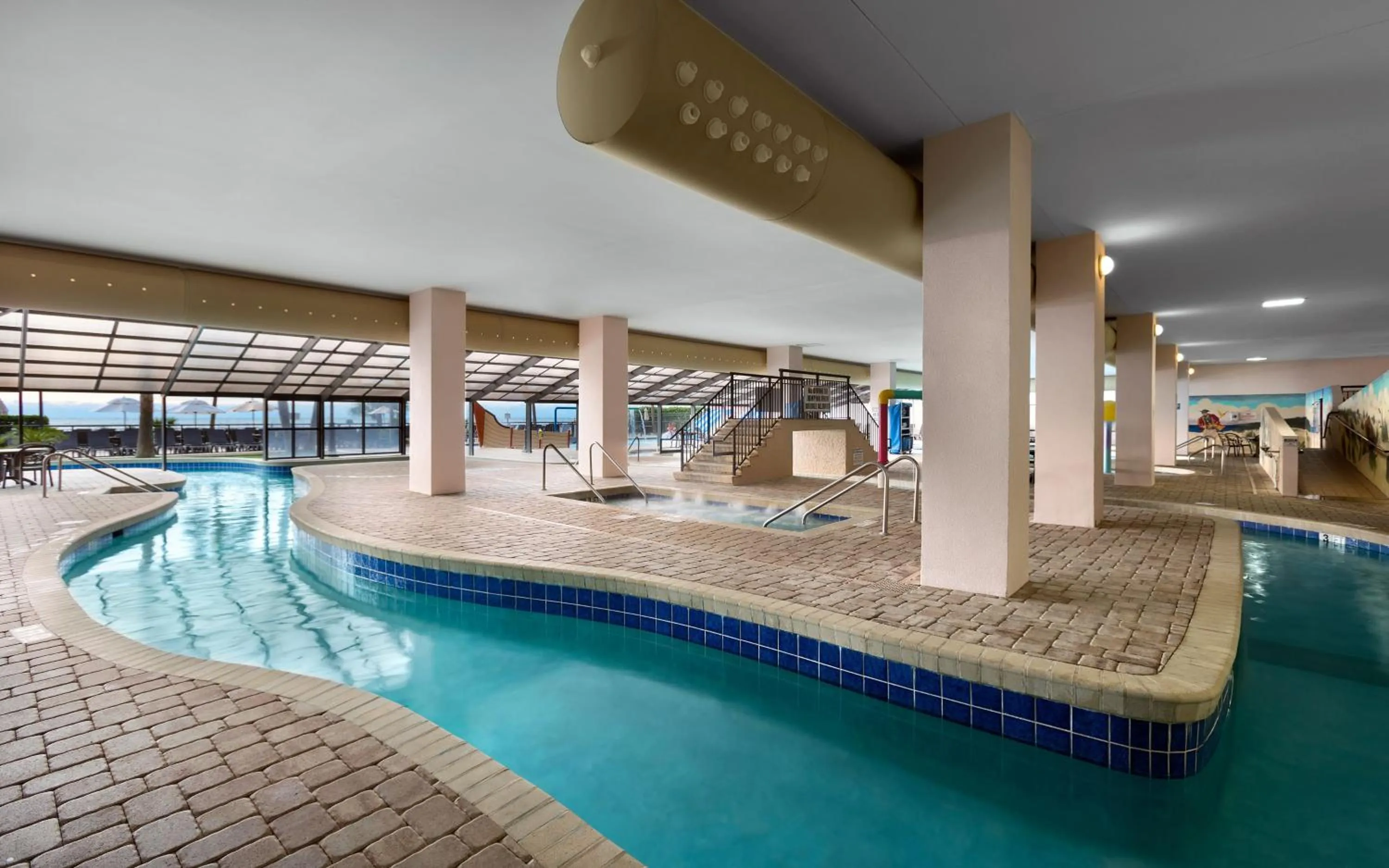 Swimming pool in Breakers Tower 1BR Oceanfront Condo