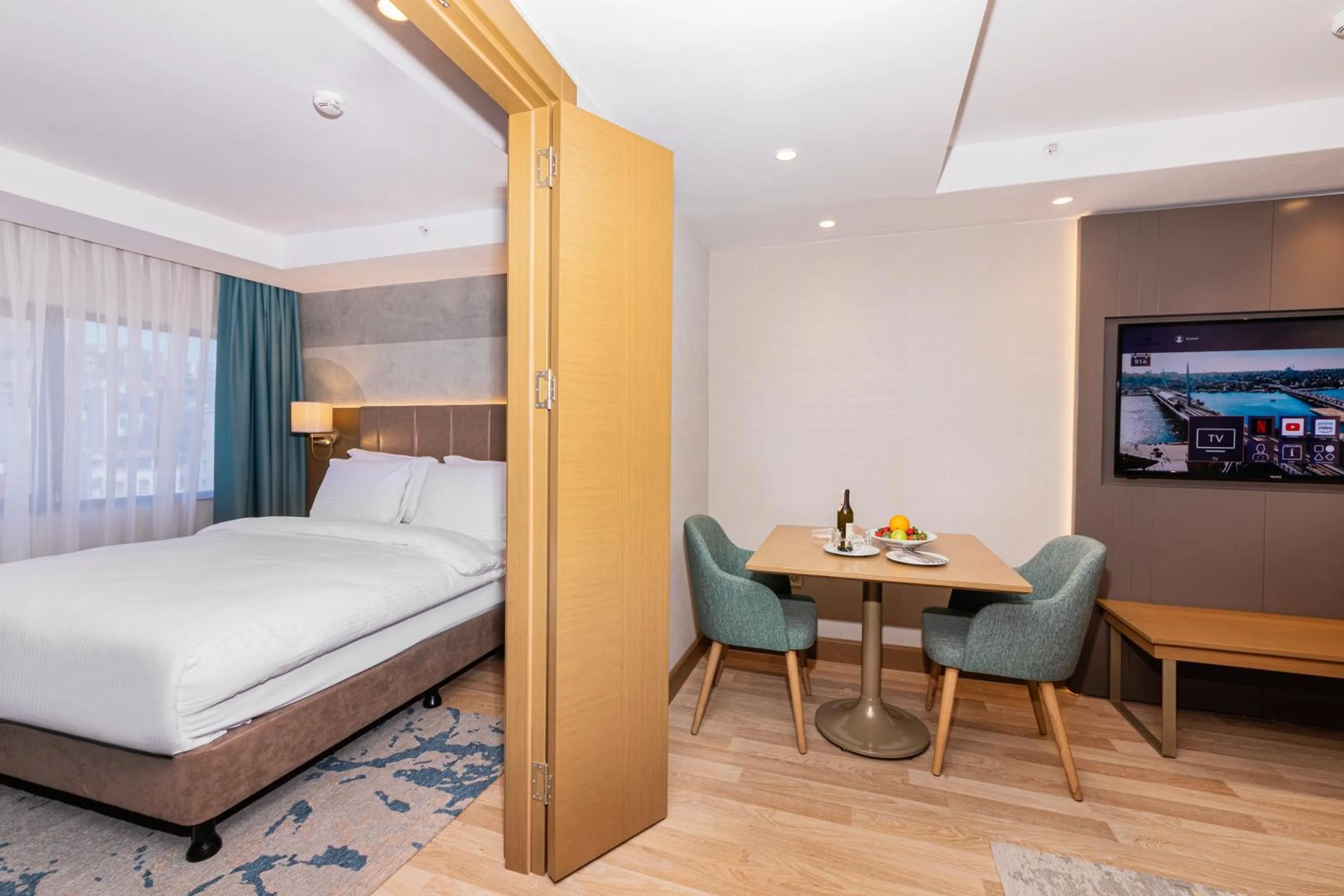 Living room, Bed in Csk The Halich Port İstanbul