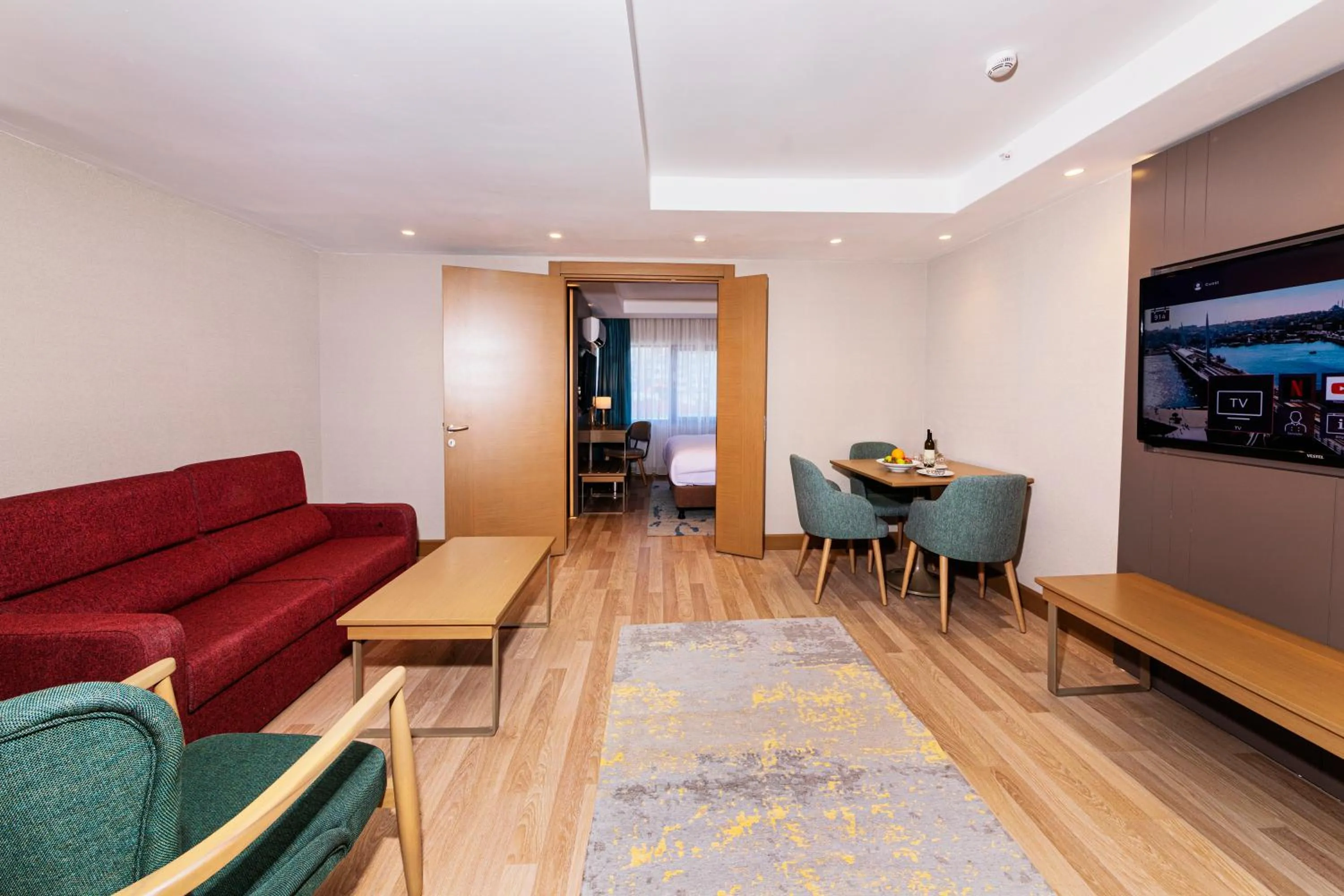 TV and multimedia in Csk The Halich Port İstanbul