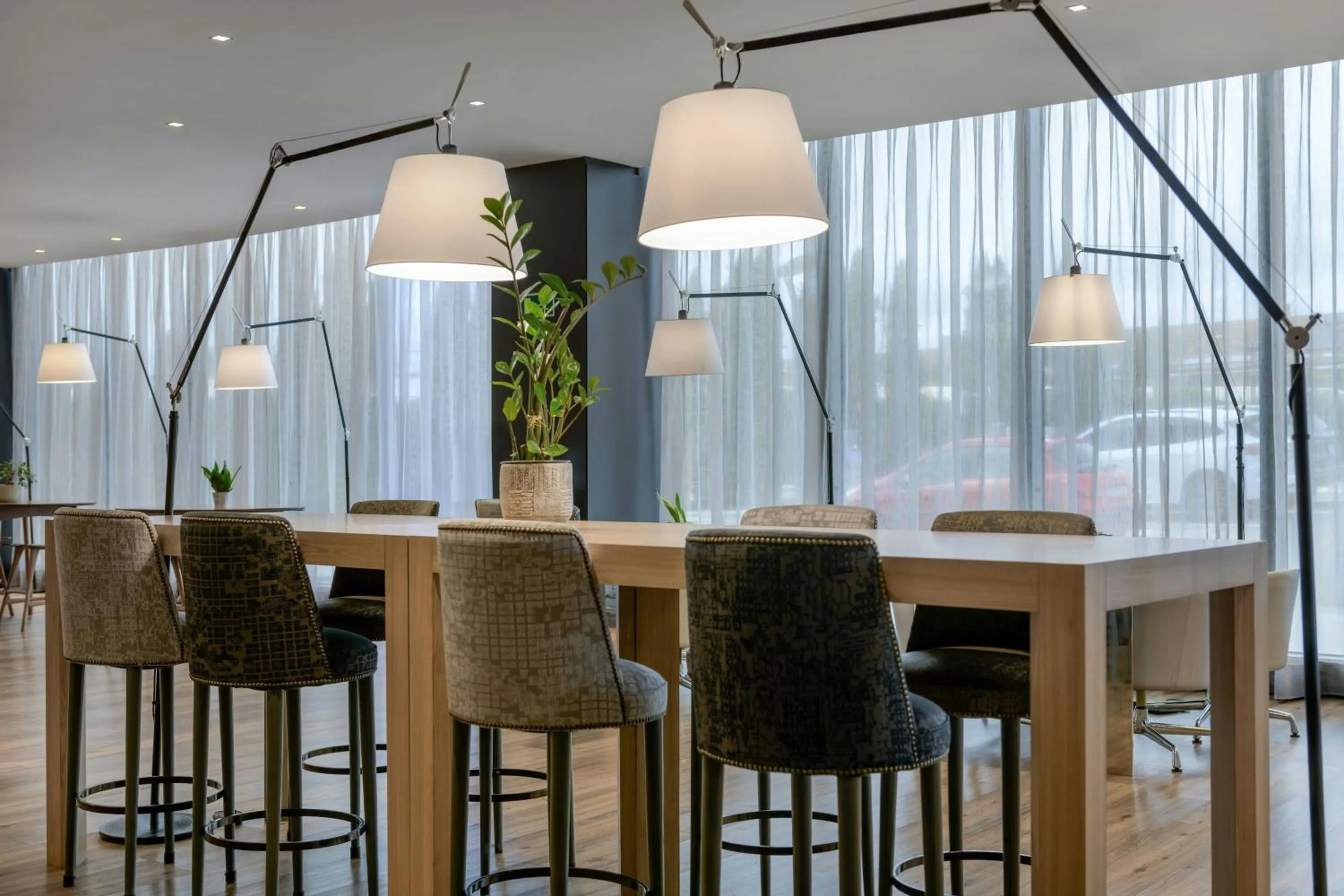 Lounge or bar in AC Hotel La Finca by Marriott