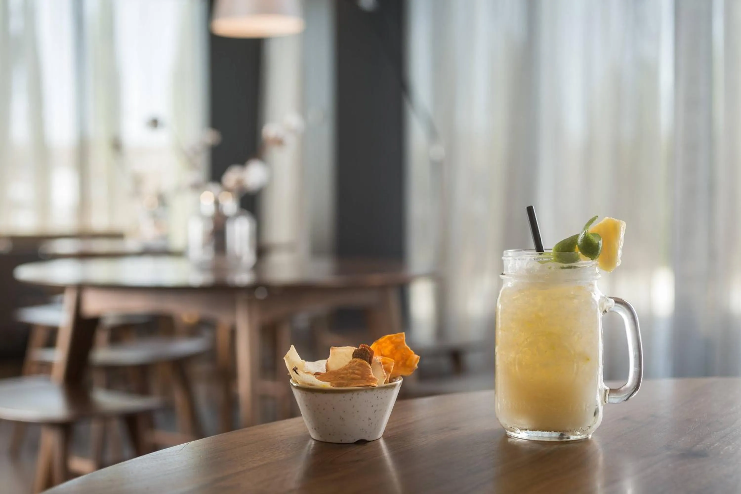 Lounge or bar in AC Hotel La Finca by Marriott