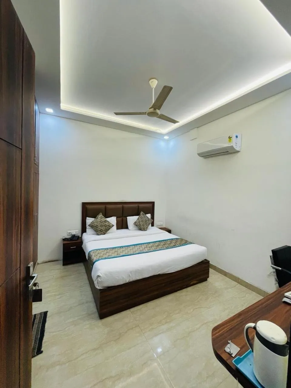 Photo of the whole room, Bed in Hotel The Golden Taj By The Golden Taj group & Hotels