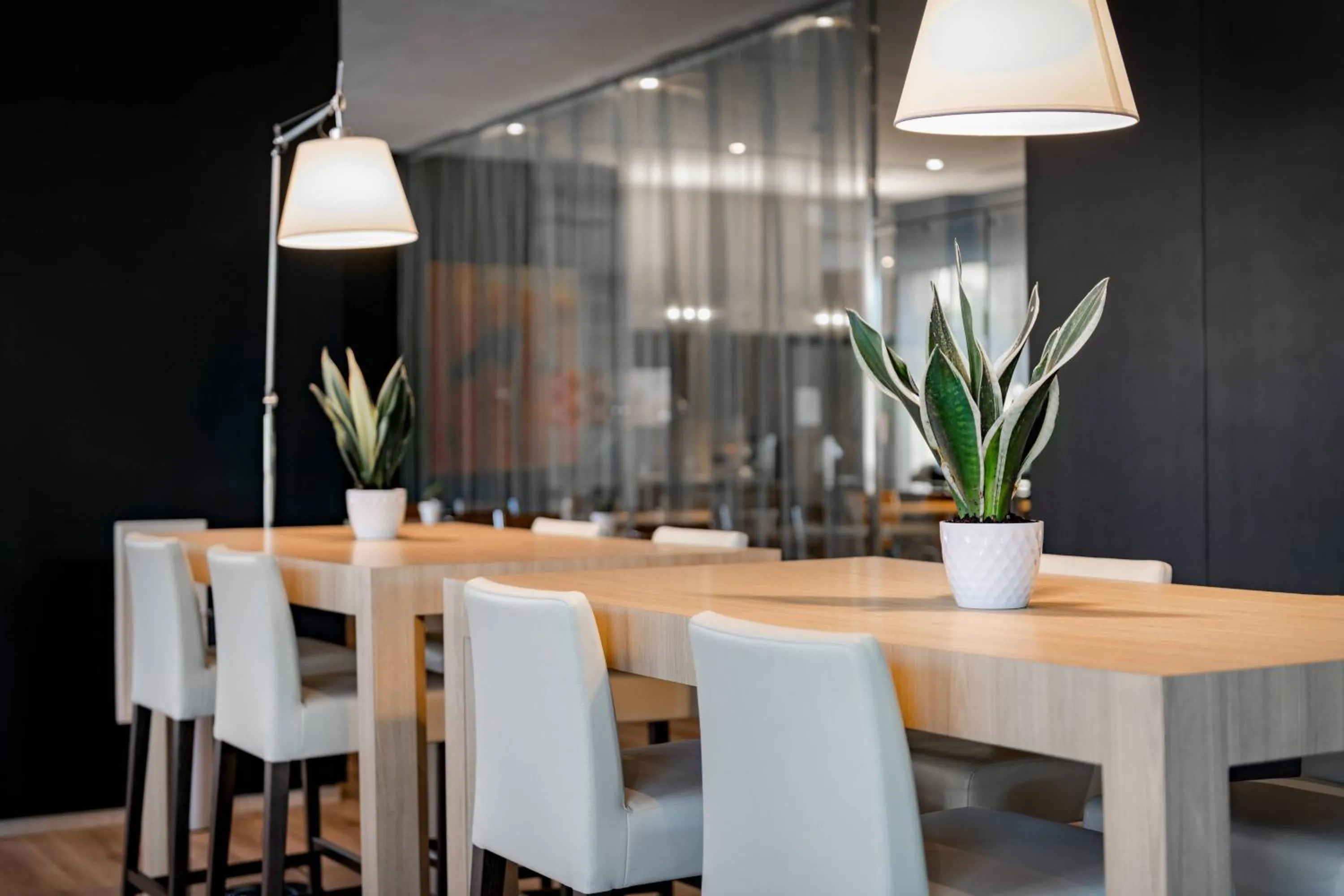 Lounge or bar in AC Hotel Algeciras by Marriott