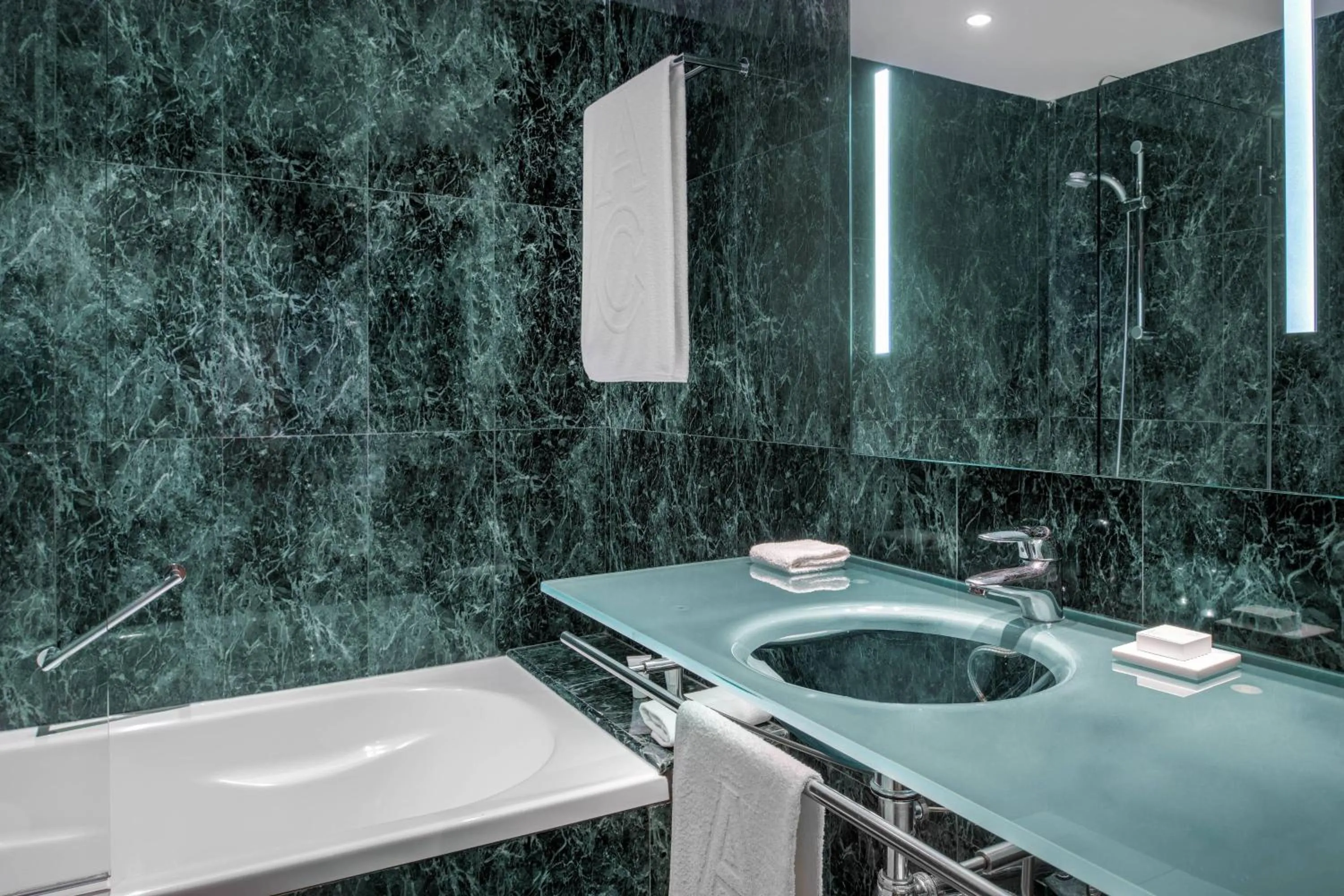 Bathroom in AC Hotel Tarragona by Marriott