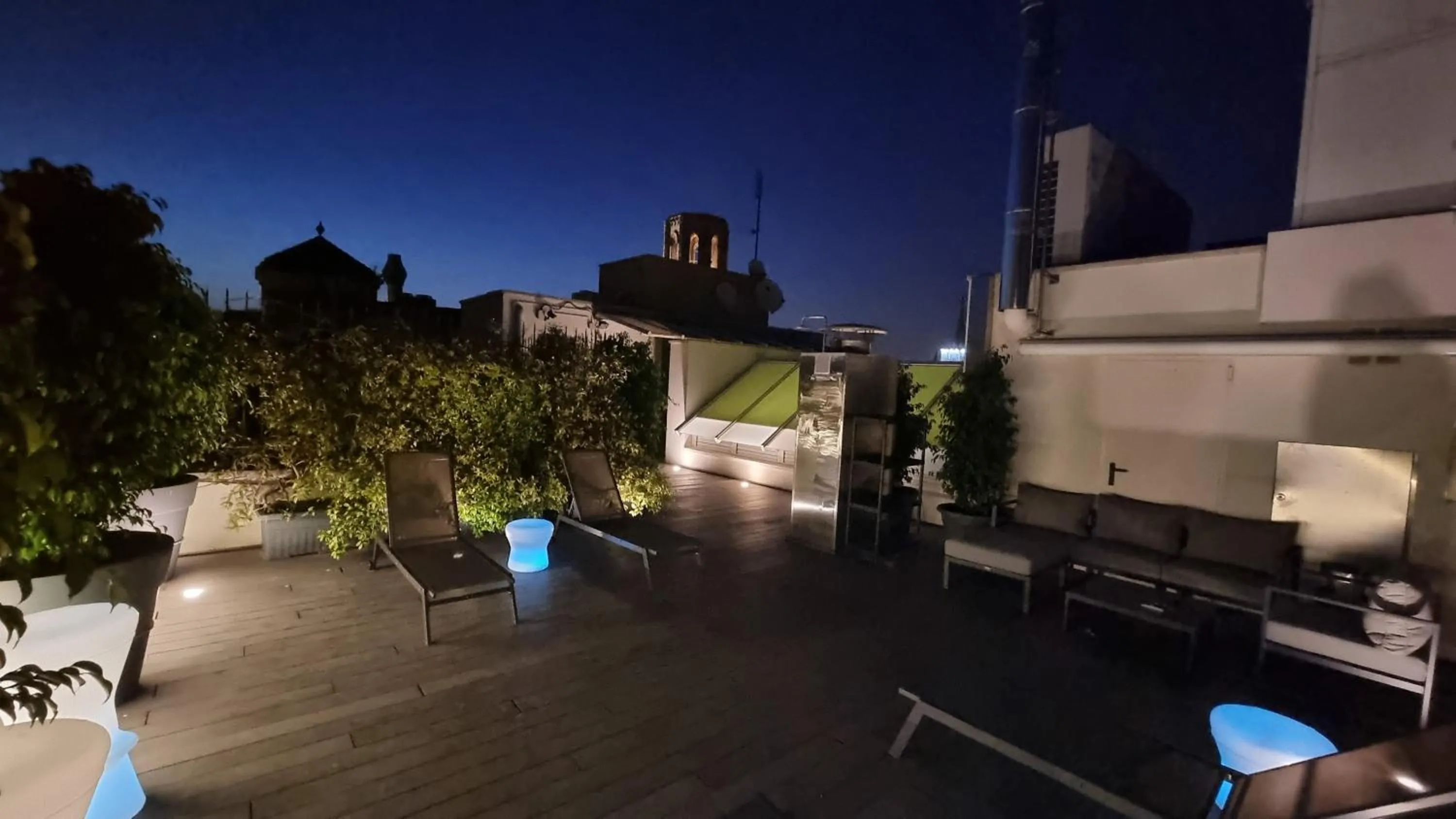 Balcony/Terrace in Flor Parks