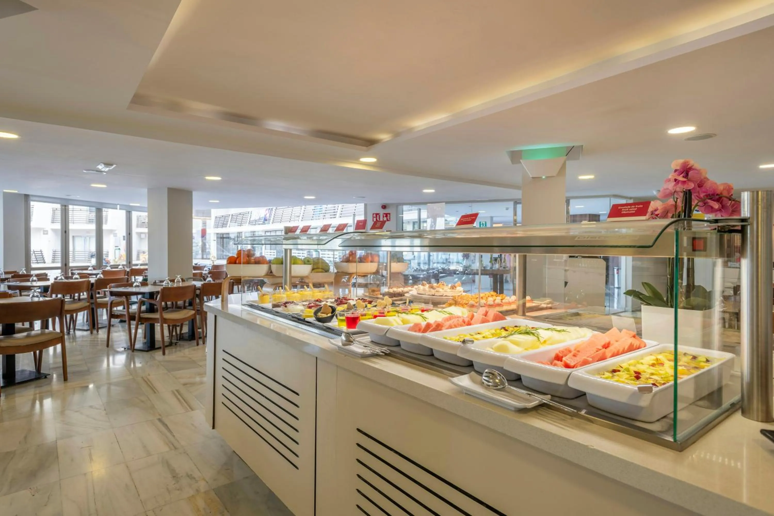 Breakfast in Leonardo Royal Hotel Mallorca Palmanova Bay