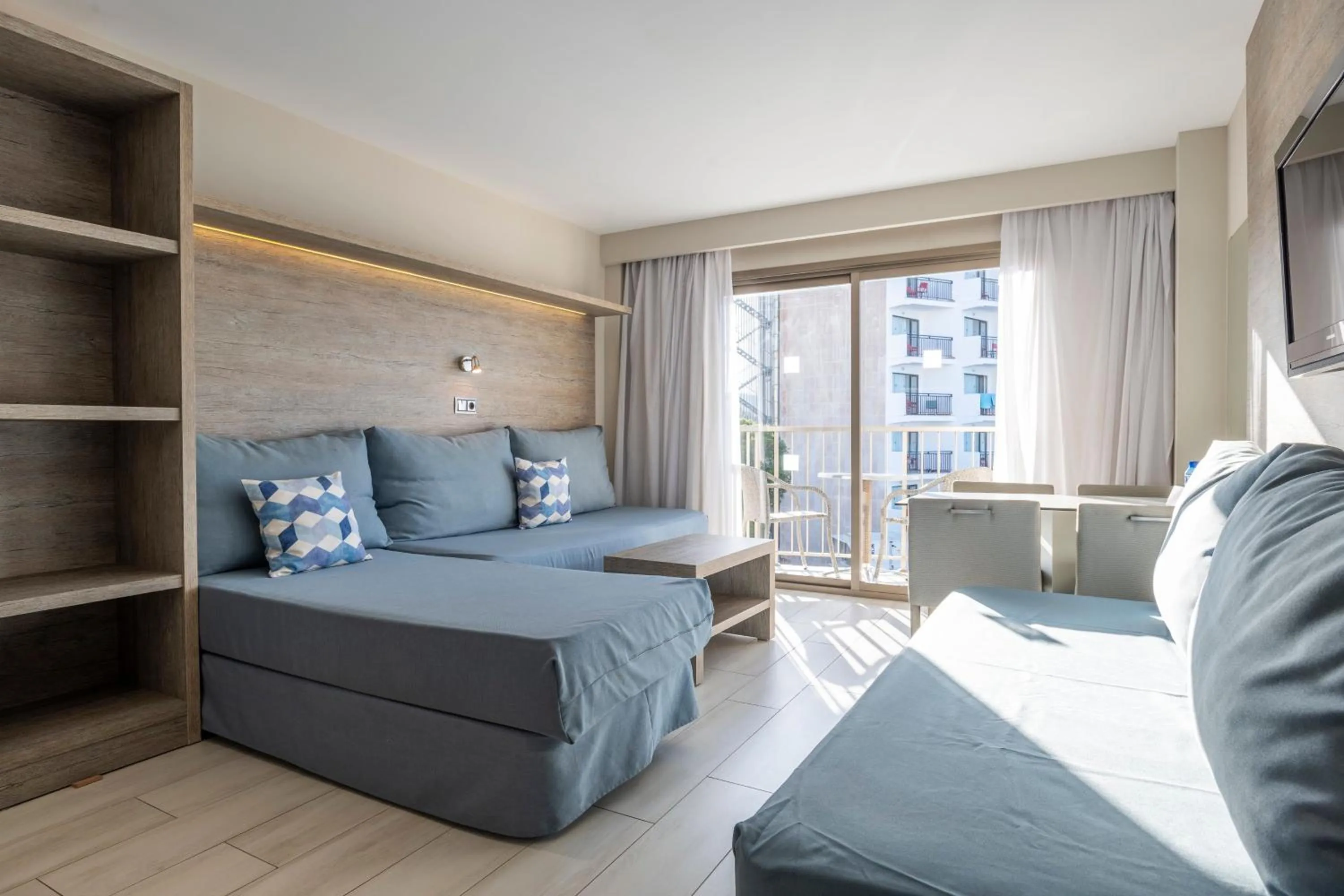 Photo of the whole room in Leonardo Royal Hotel Mallorca Palmanova Bay