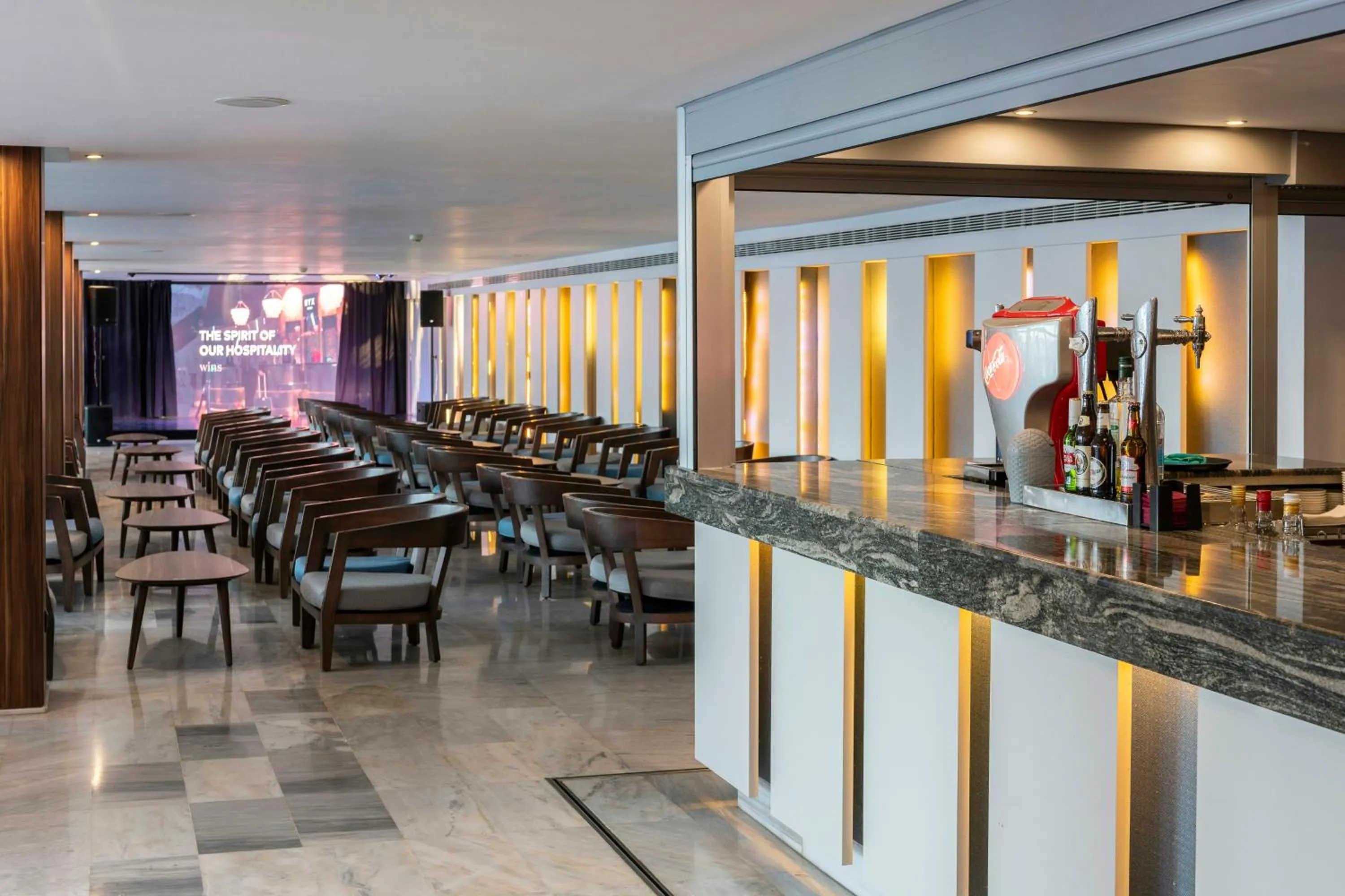 Lounge or bar in Leonardo Royal Hotel Mallorca Palmanova Bay