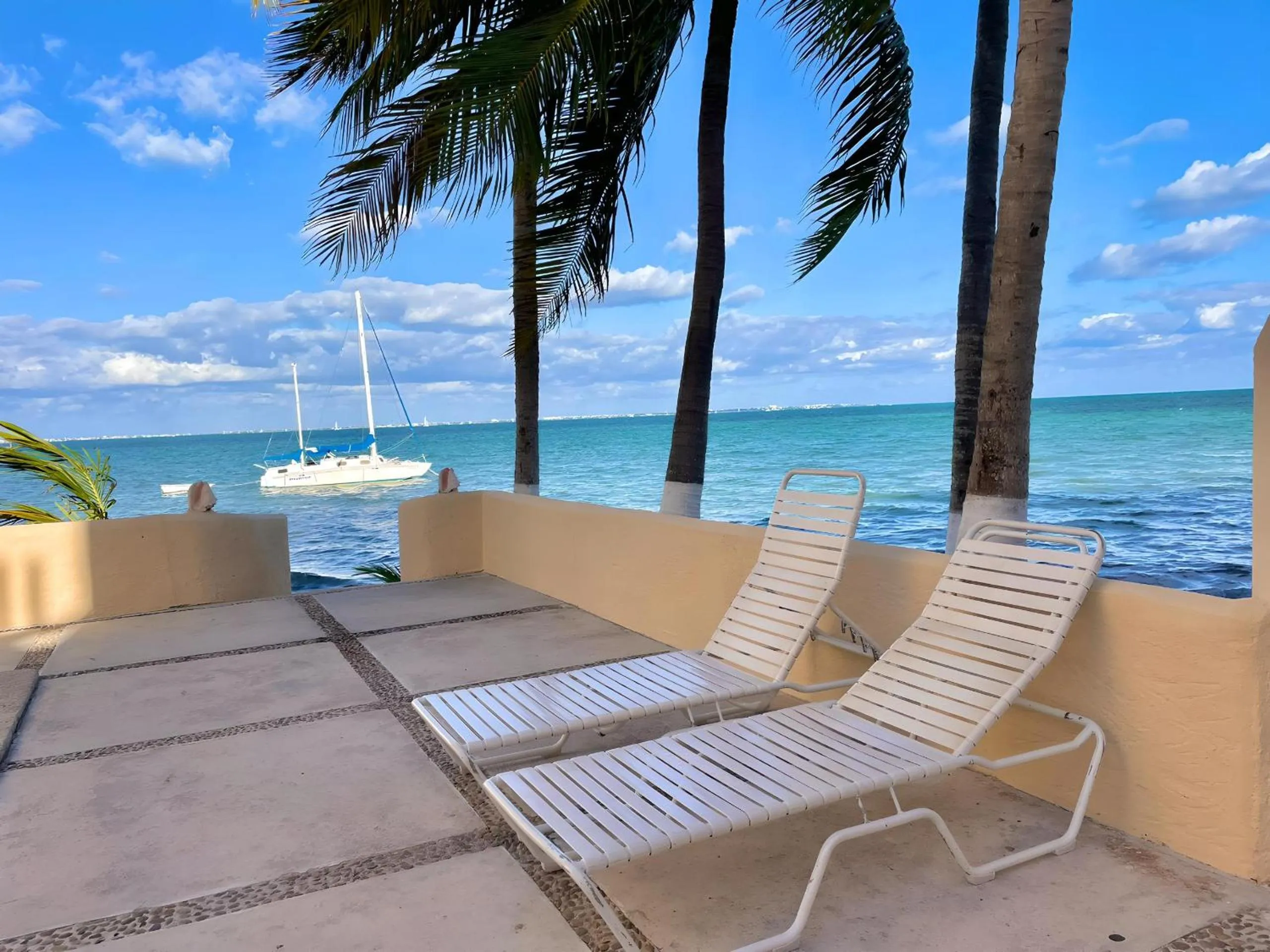 Sea view in Hopelchen by Andiani Travel