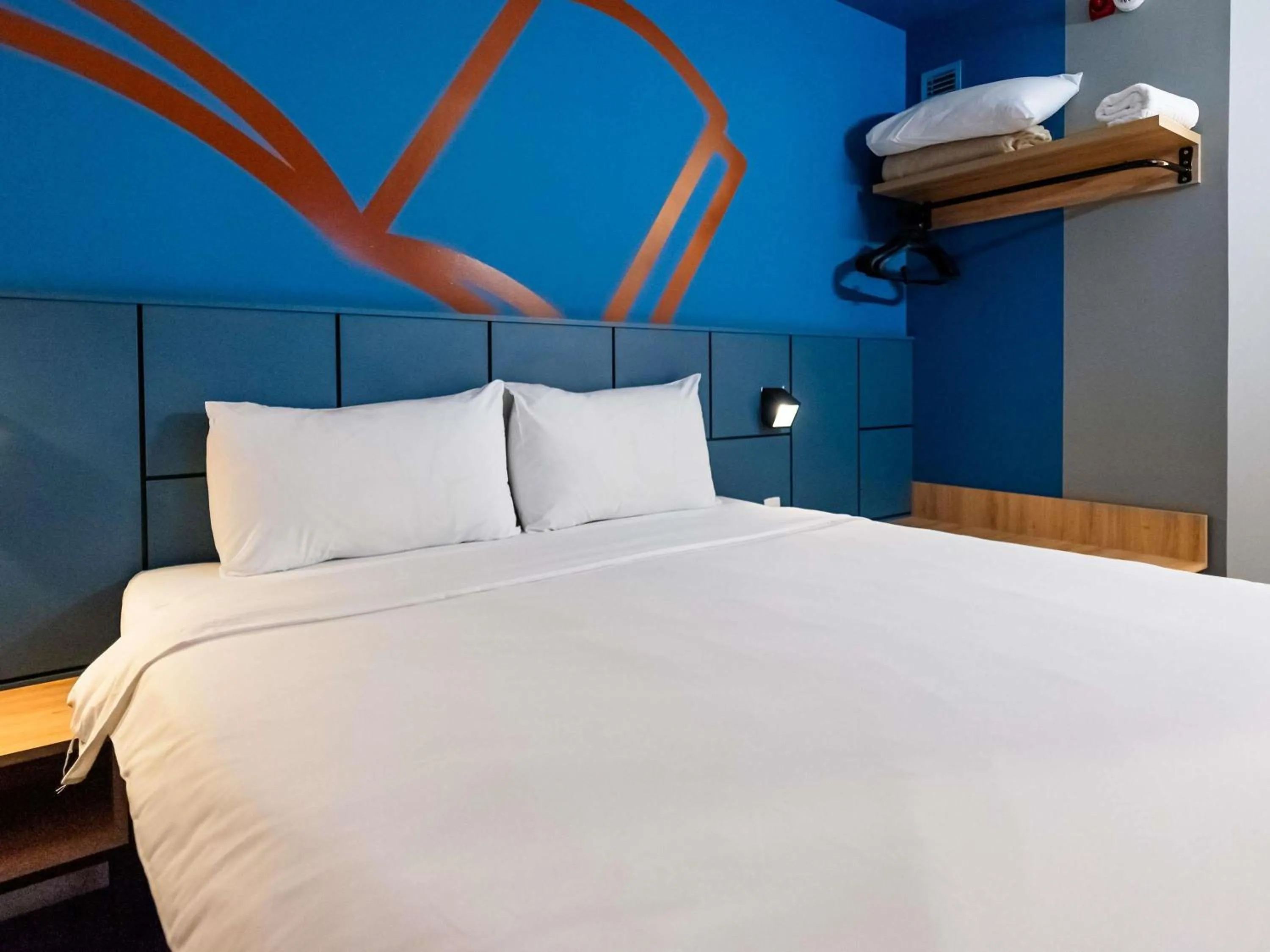 Bedroom, Bed in ibis Styles Poços de Caldas