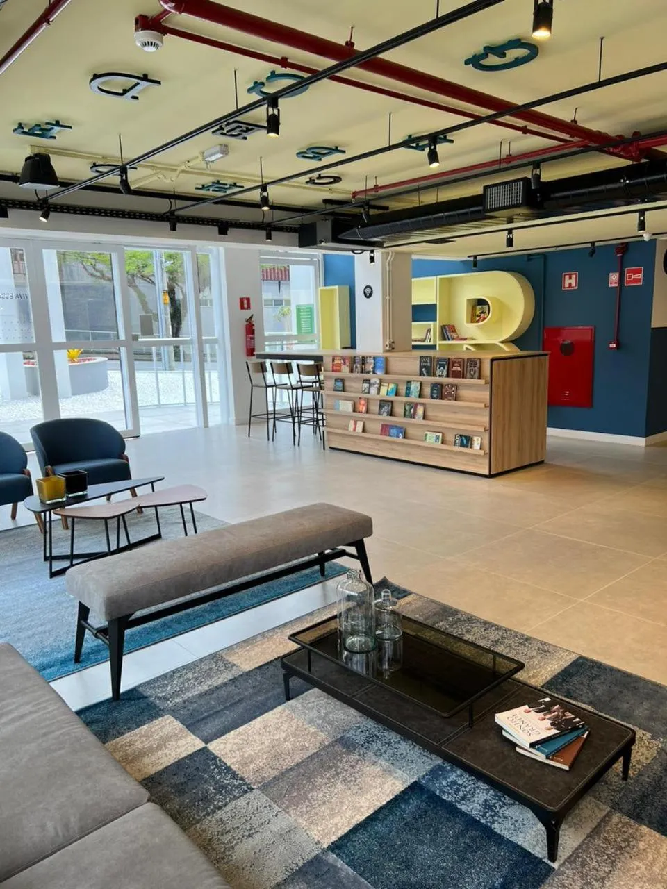 Library in ibis Styles Poços de Caldas