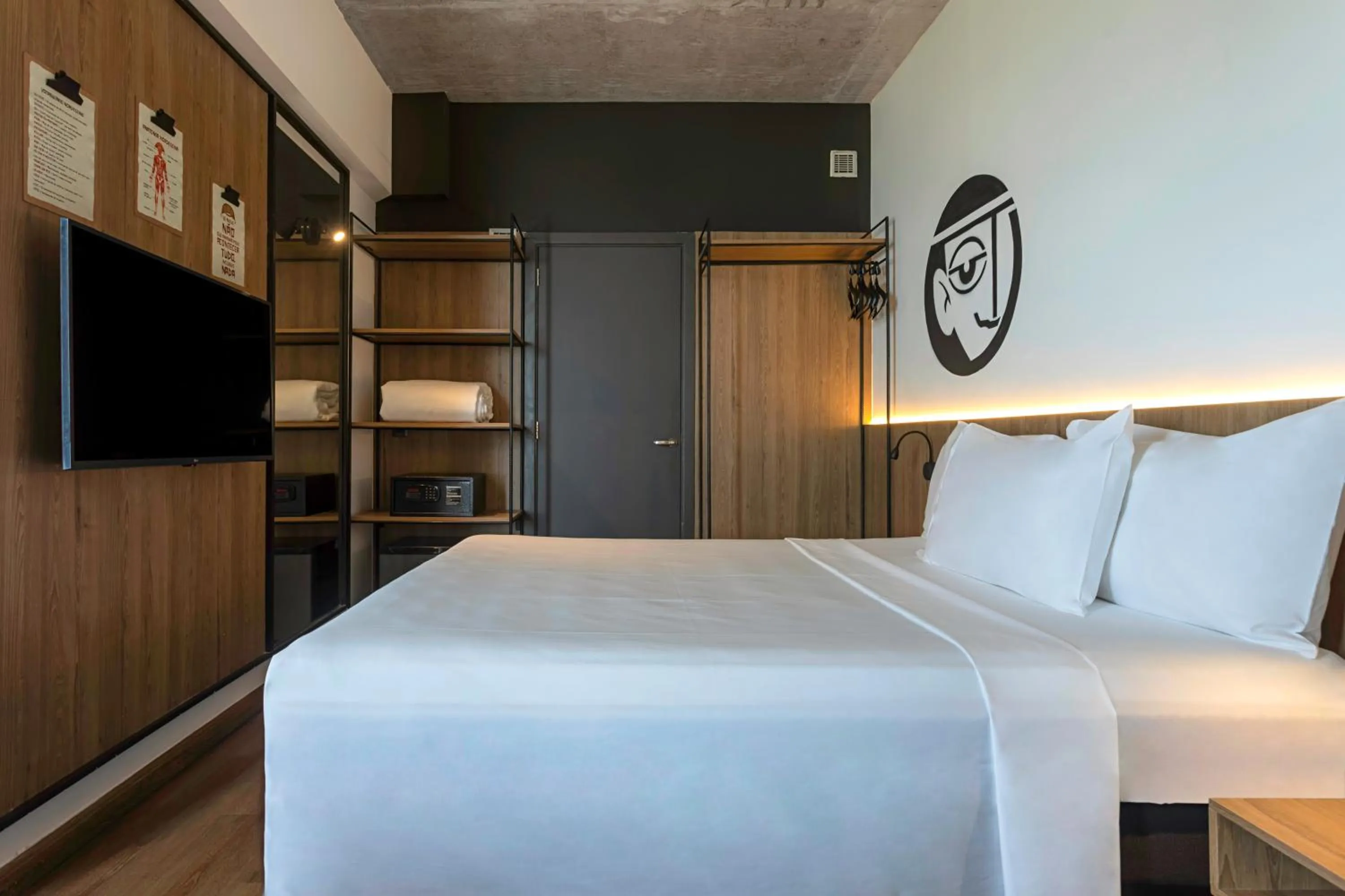 Photo of the whole room, Bed in ibis Styles Maceió Pajuçara