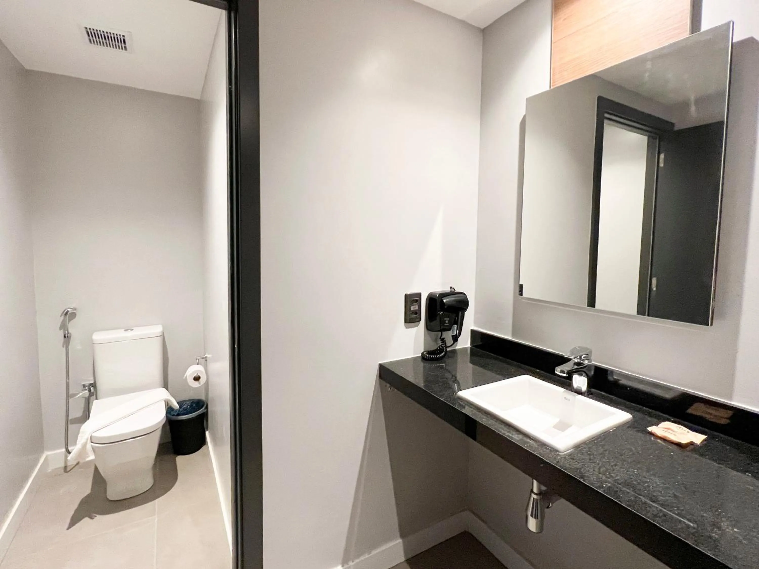 Bathroom in ibis Styles Maceió Pajuçara