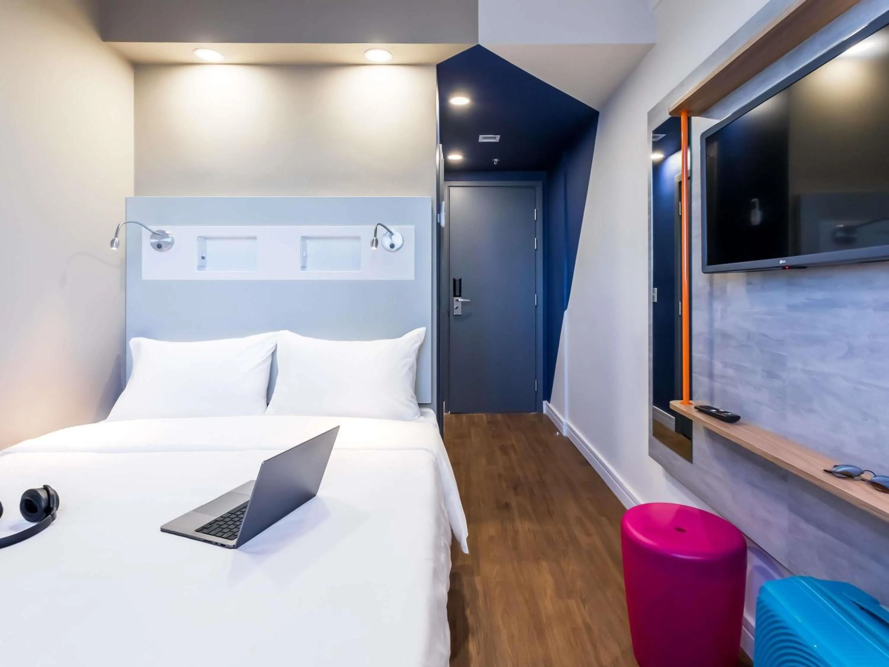 Bedroom, Bed in ibis budget Pindamonhangaba