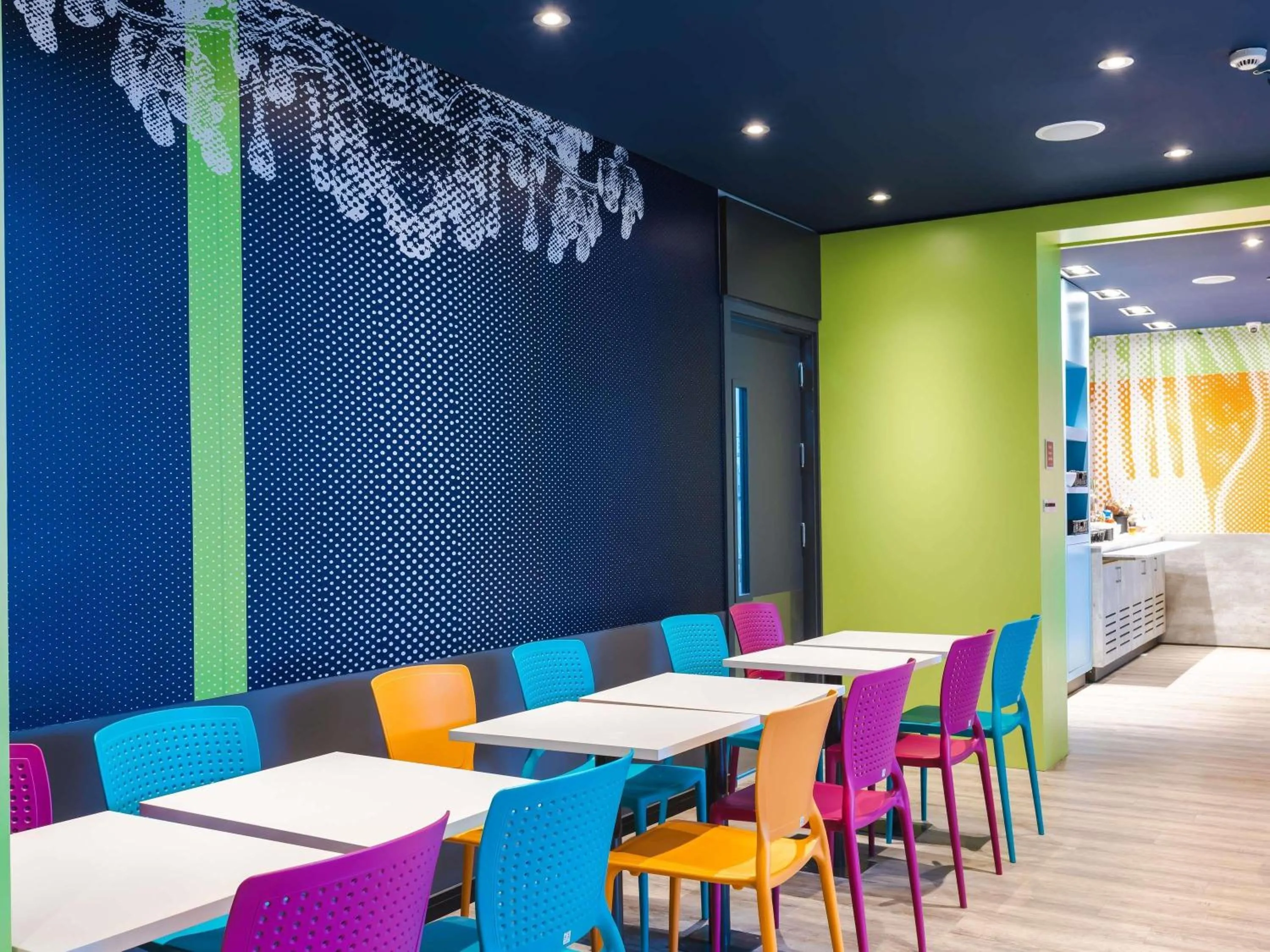 Restaurant/places to eat in ibis budget Pindamonhangaba