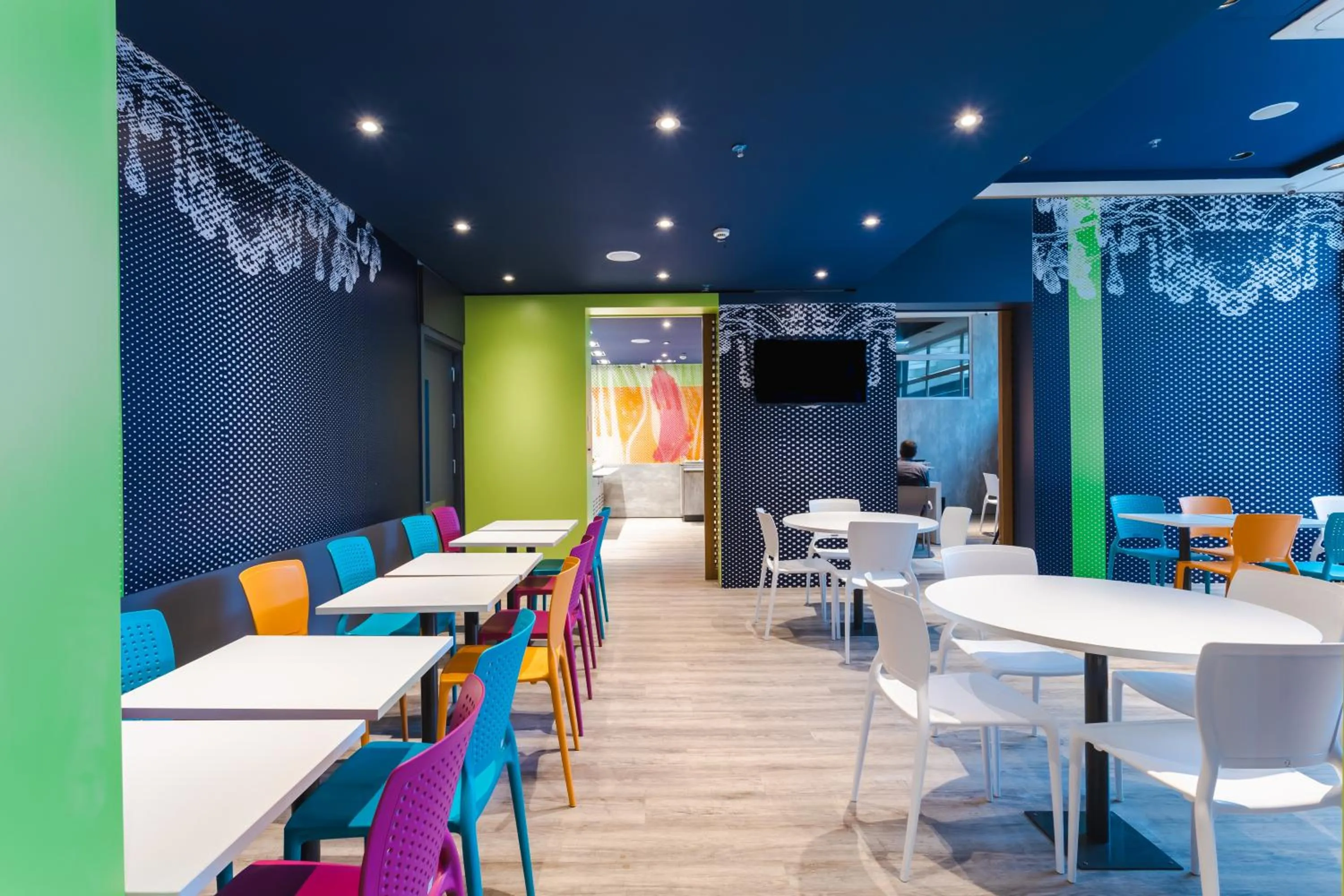 Restaurant/places to eat in ibis budget Pindamonhangaba