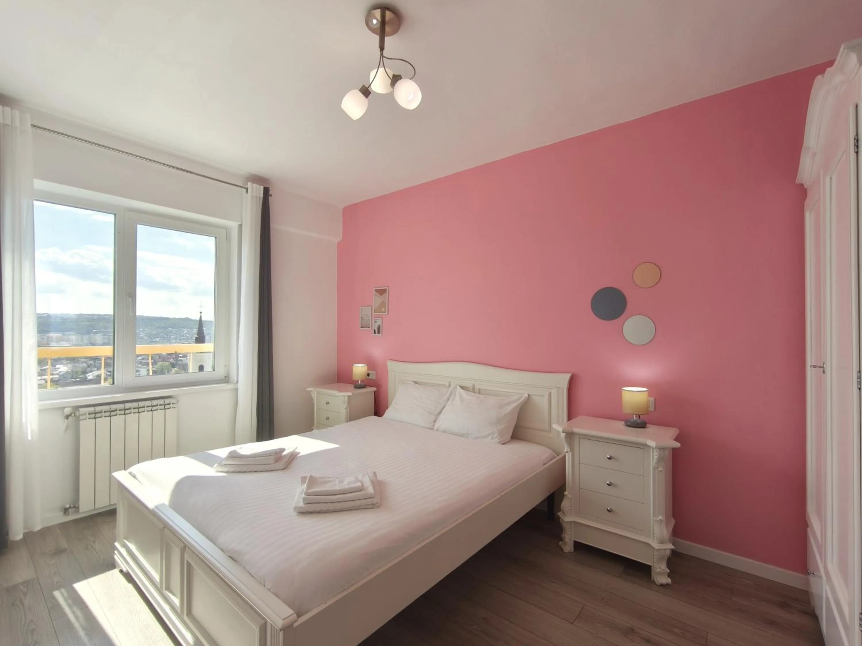 Property building, Bed in Inima Iasului - Central View Apartment