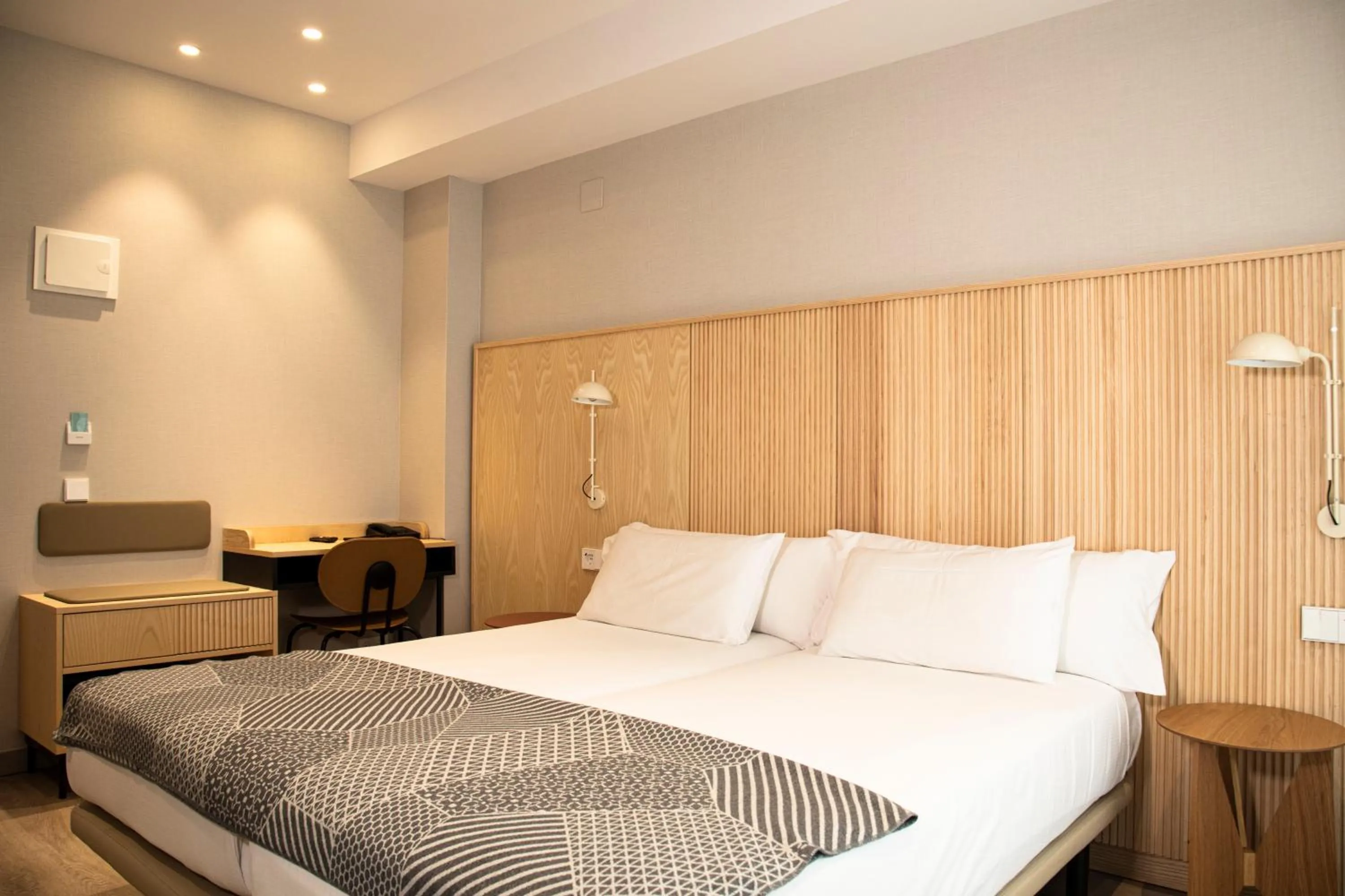 Bedroom, Bed in Hotel Dos Rios Origen