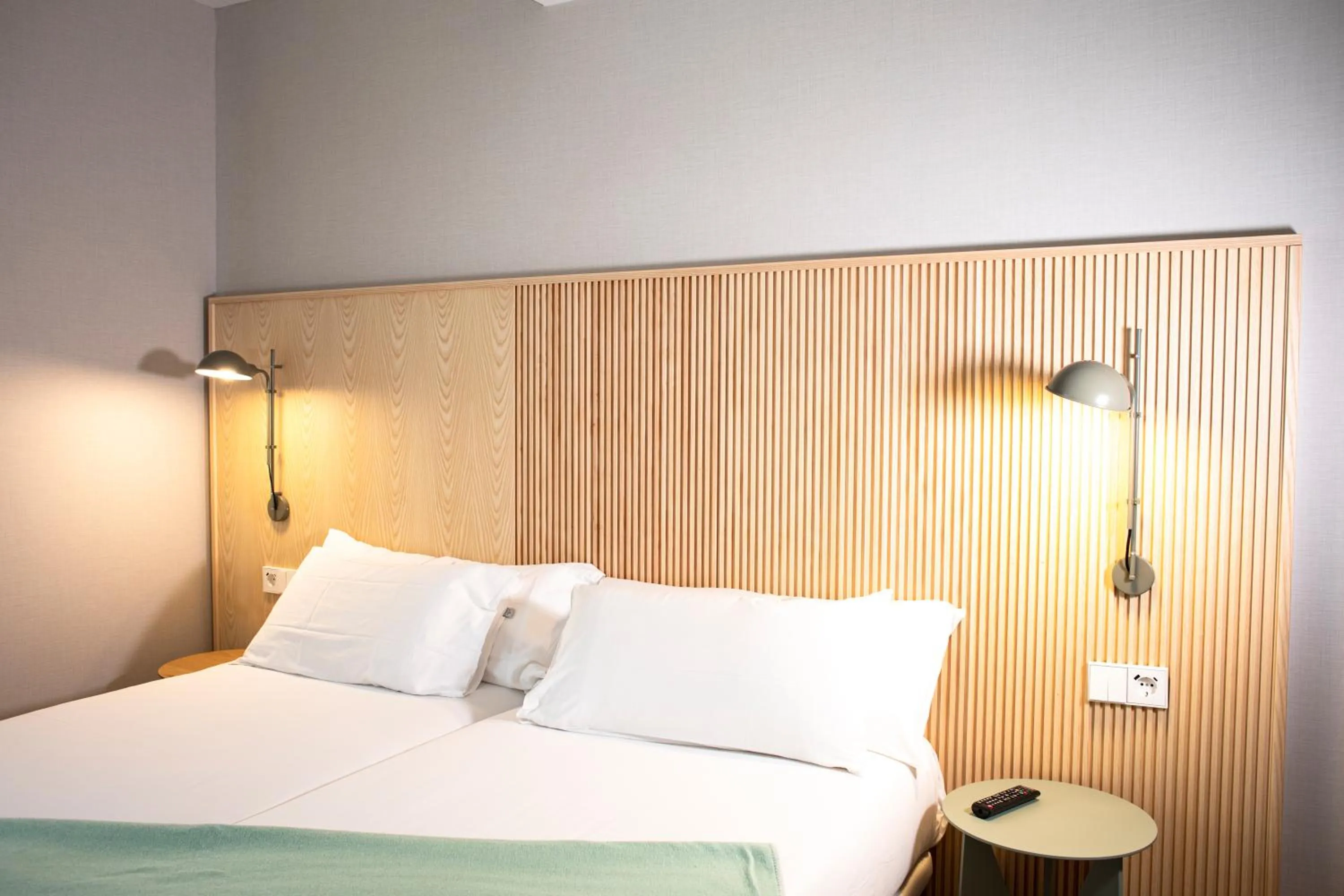 Bedroom, Bed in Hotel Dos Rios Origen