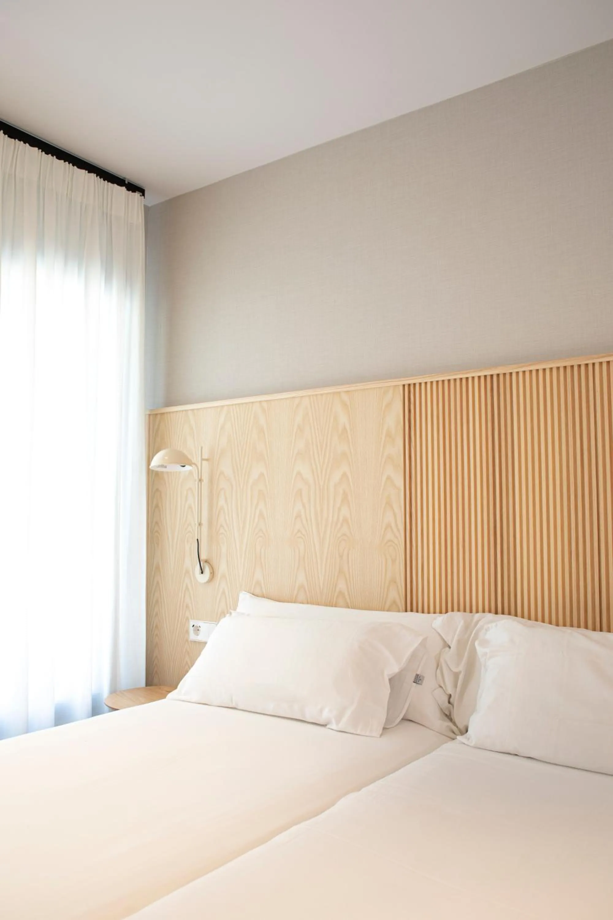 Photo of the whole room, Bed in Hotel Dos Rios Origen