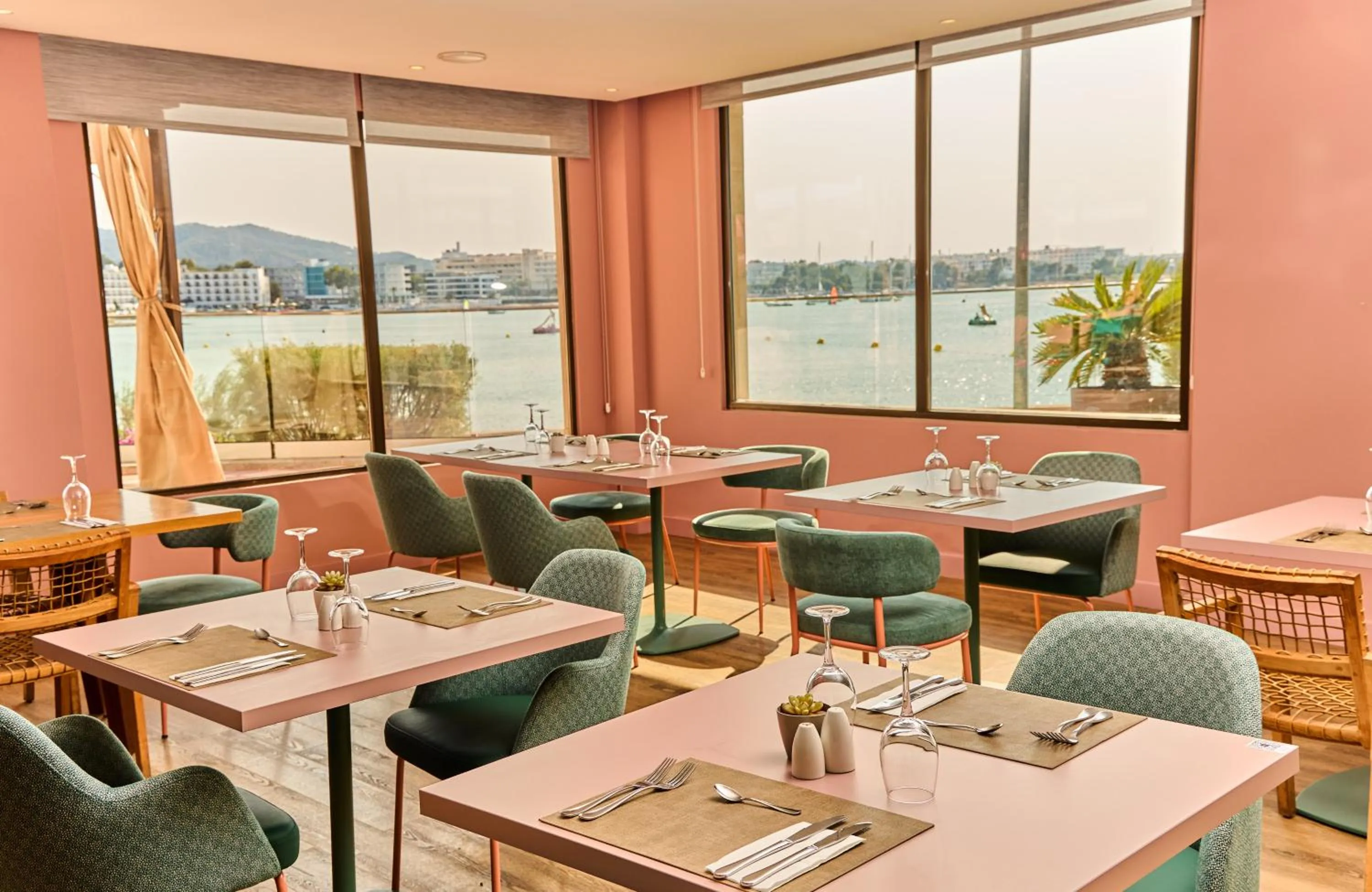 Restaurant/places to eat in NYX Hotel Ibiza by Leonardo Hotels-Adults Only