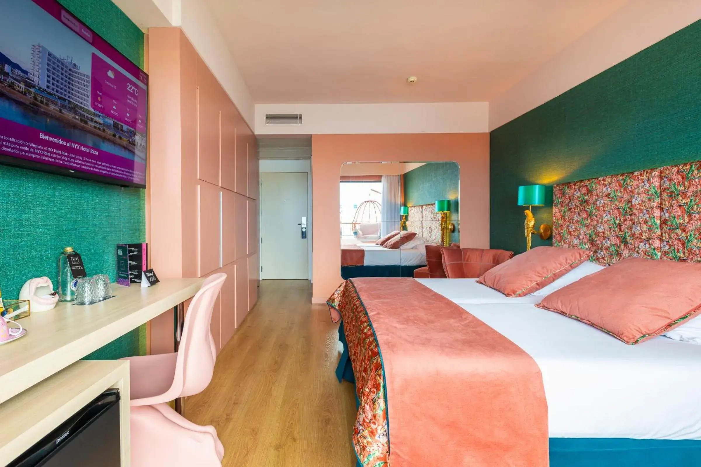 Bed in NYX Hotel Ibiza by Leonardo Hotels-Adults Only Bed in NYX Hotel Ibiza by Leonardo Hotels-Adults Only