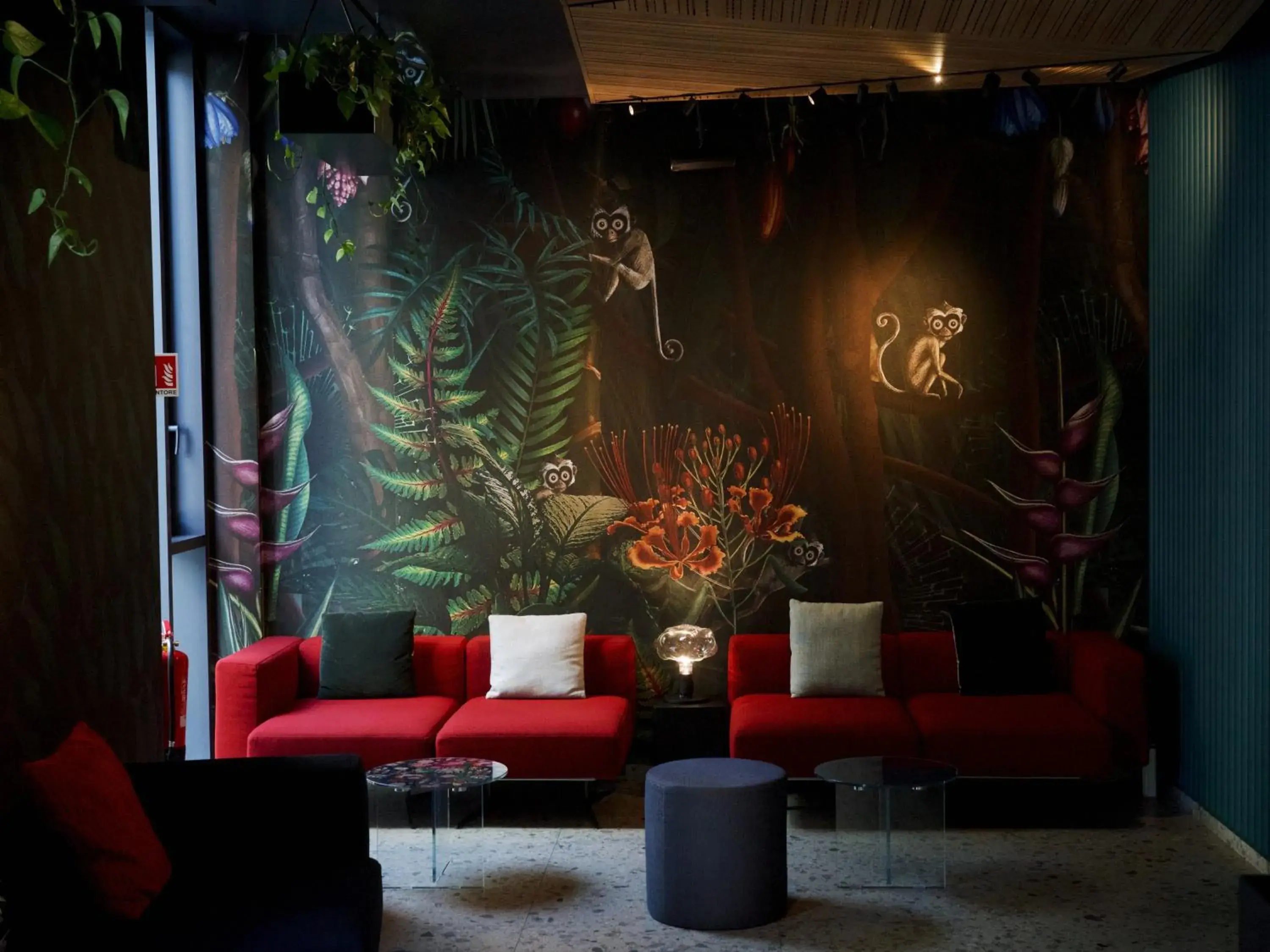 Lounge or bar in 21 House of Stories Navigli Lounge or bar in 21 House of Stories Navigli