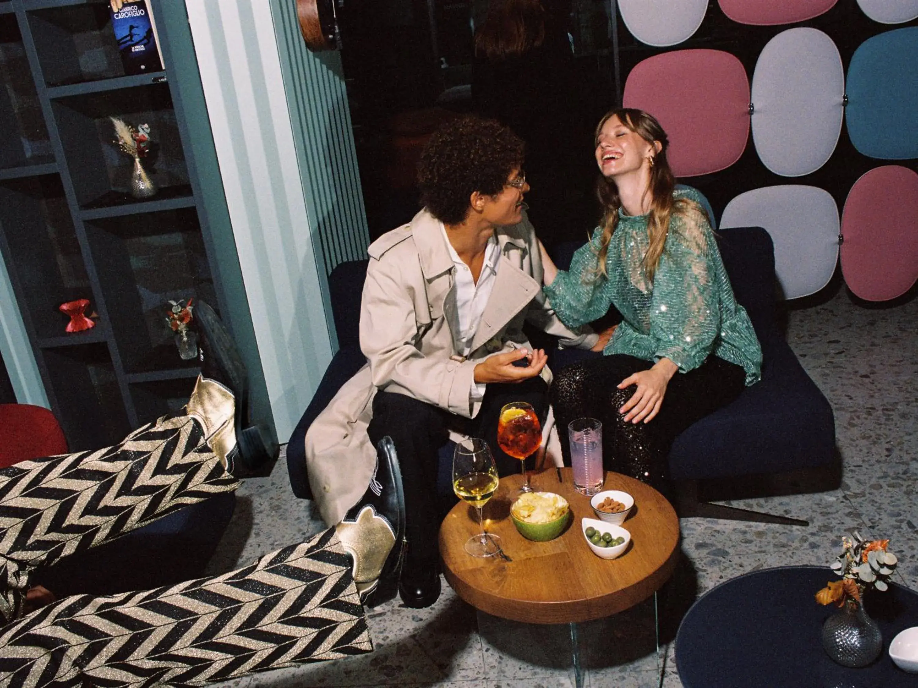 Lounge or bar in 21 House of Stories Navigli Lounge or bar in 21 House of Stories Navigli