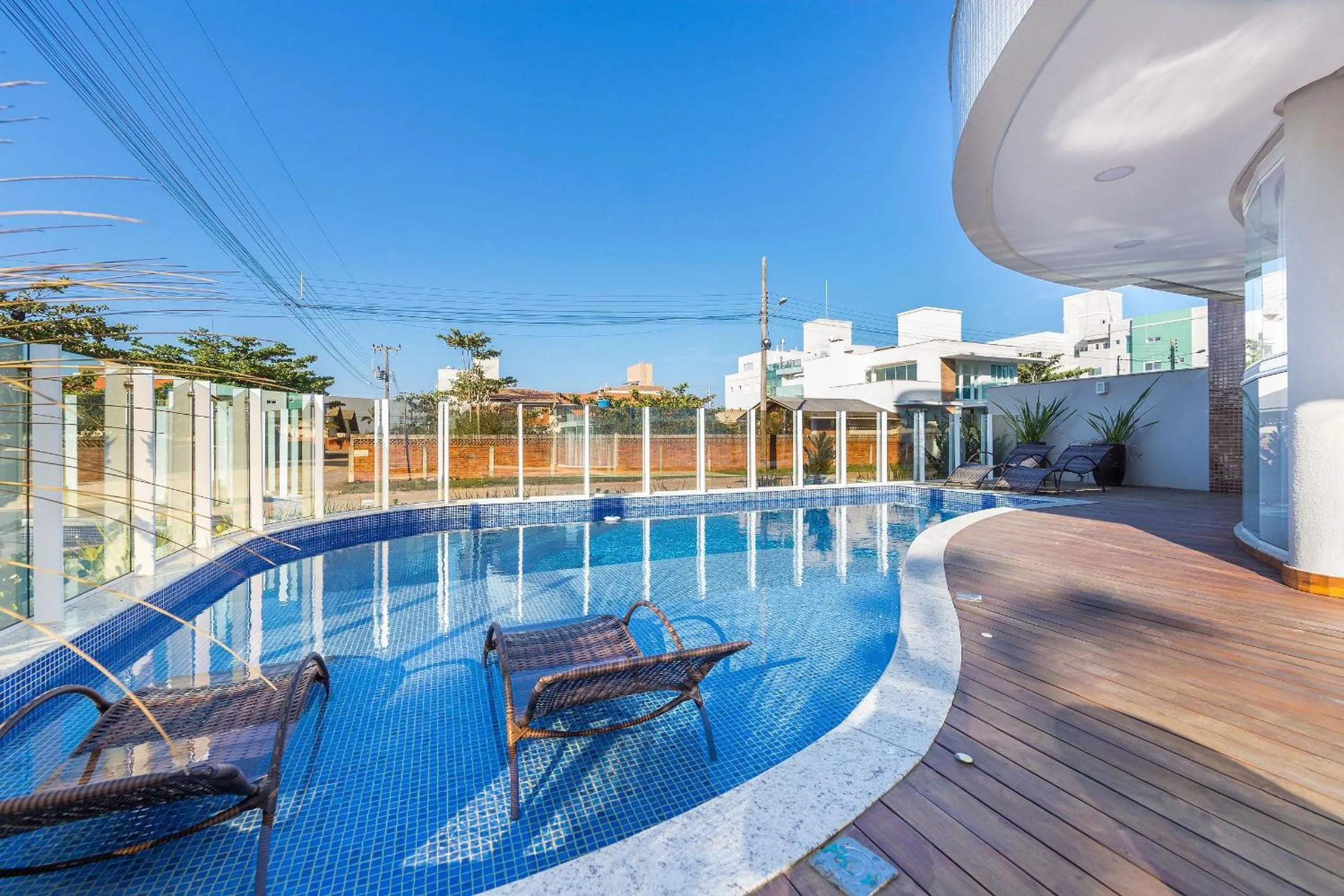 Swimming pool in Puntarenas 306 - Cobertura duplex 3 suítes à 80 metros da Praia do Mariscal