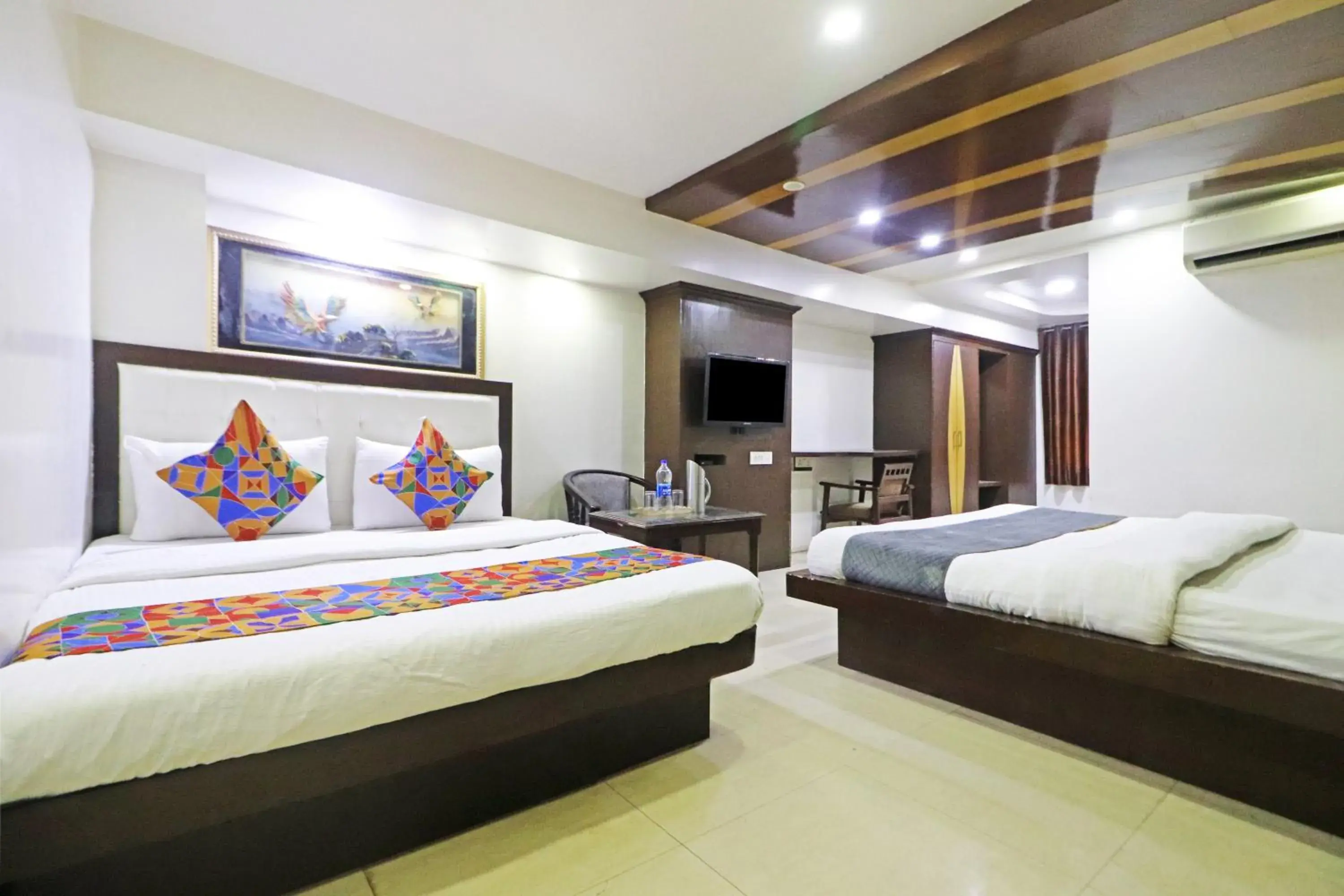 Bed in HOTEL GEESON INTERNATIONAL-New Delhi Railway Station-Paharganj Bed in HOTEL GEESON INTERNATIONAL-New Delhi Railway Station-Paharganj