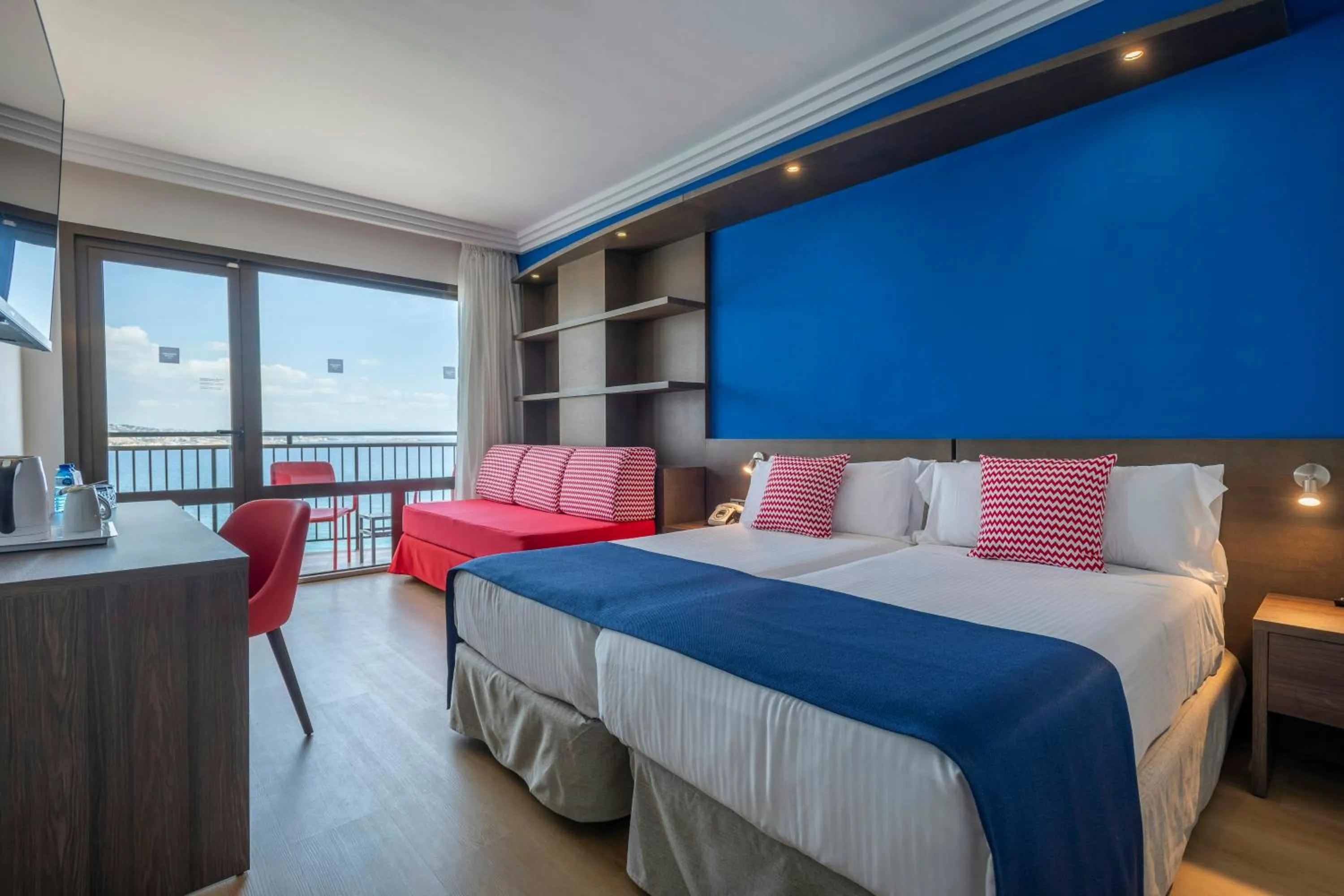 Bedroom, Bed in Leonardo Royal Hotel Mallorca