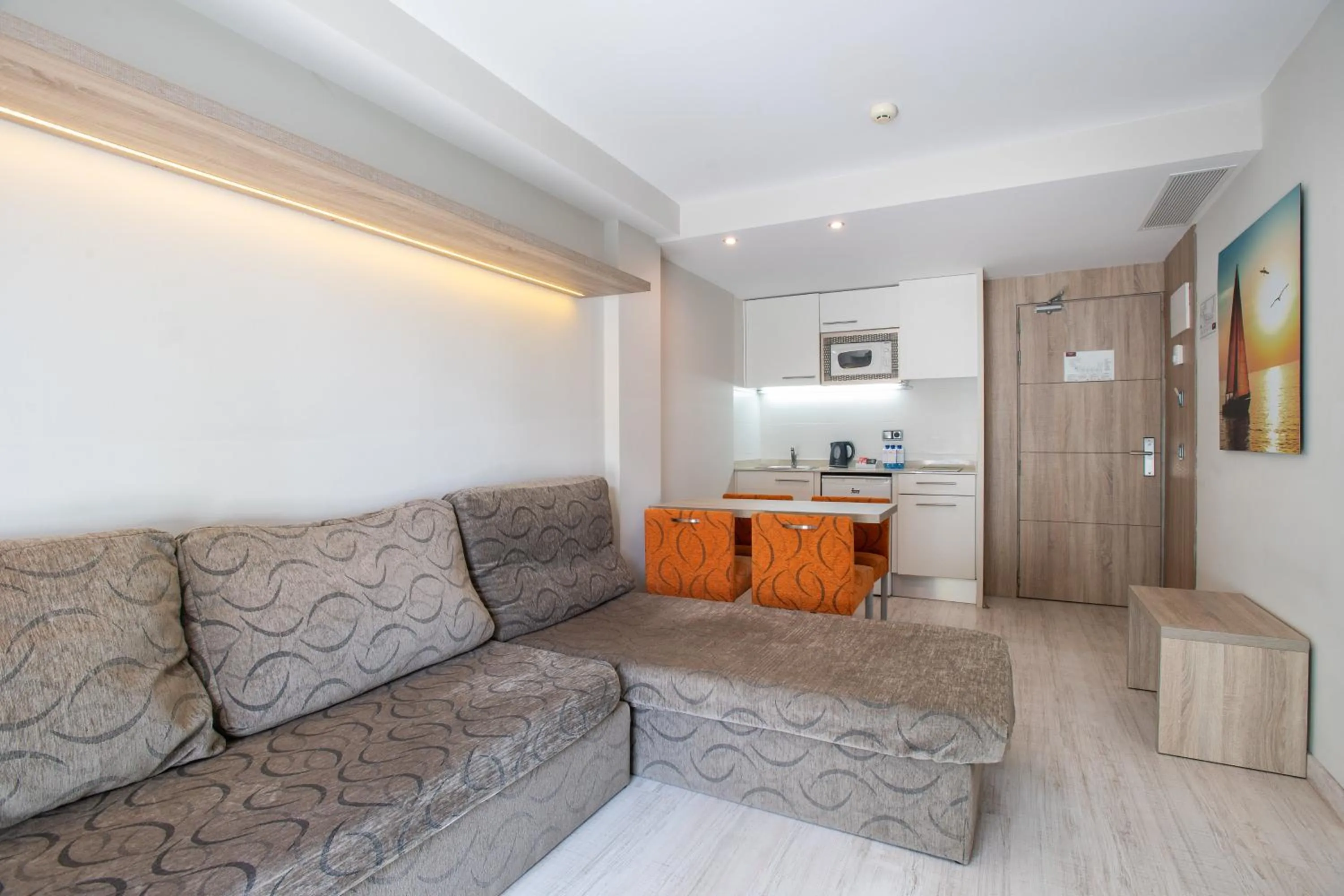 Photo of the whole room in Leonardo Royal Hotel Mallorca