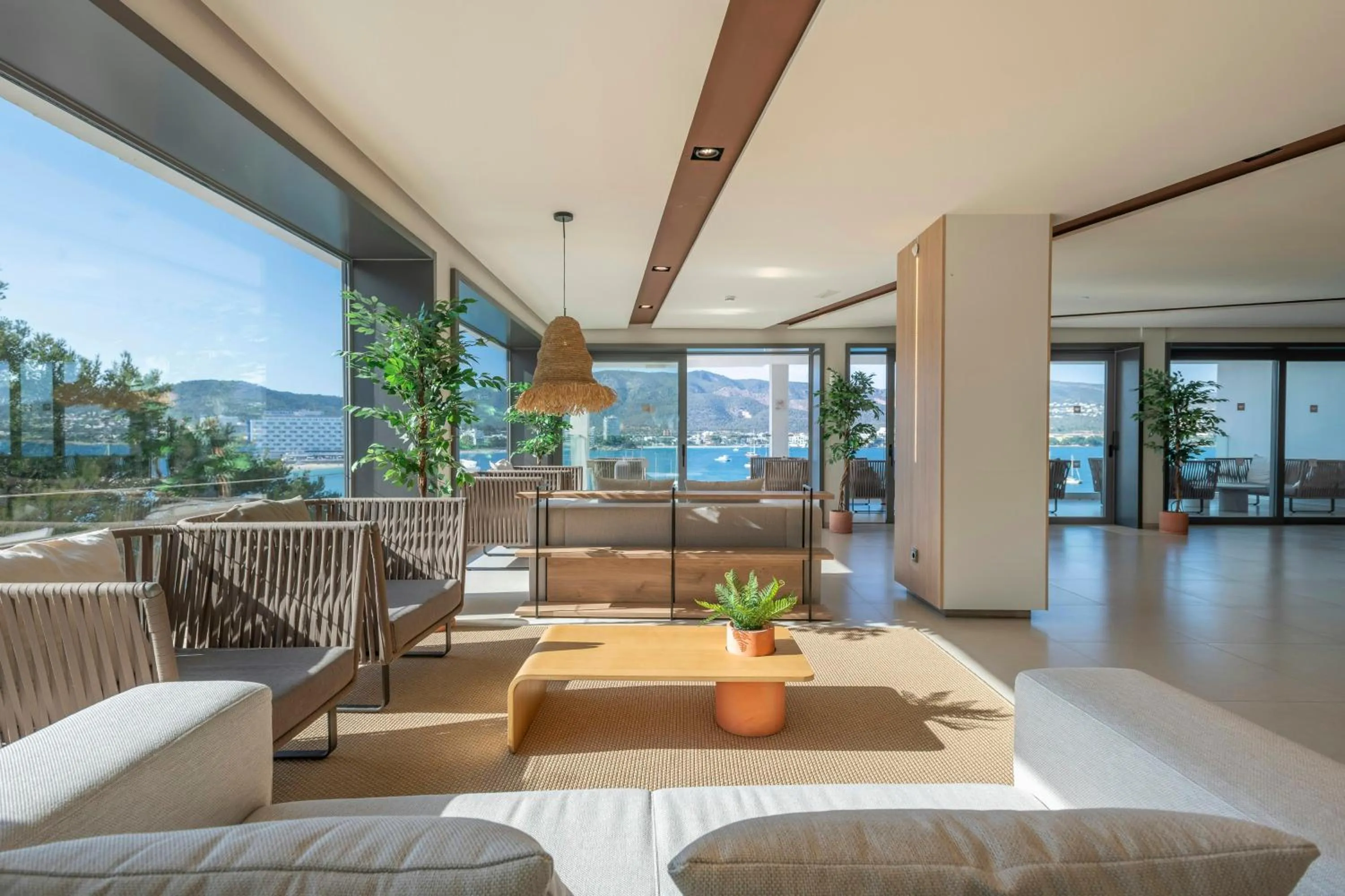 Lobby or reception in Leonardo Royal Hotel Mallorca