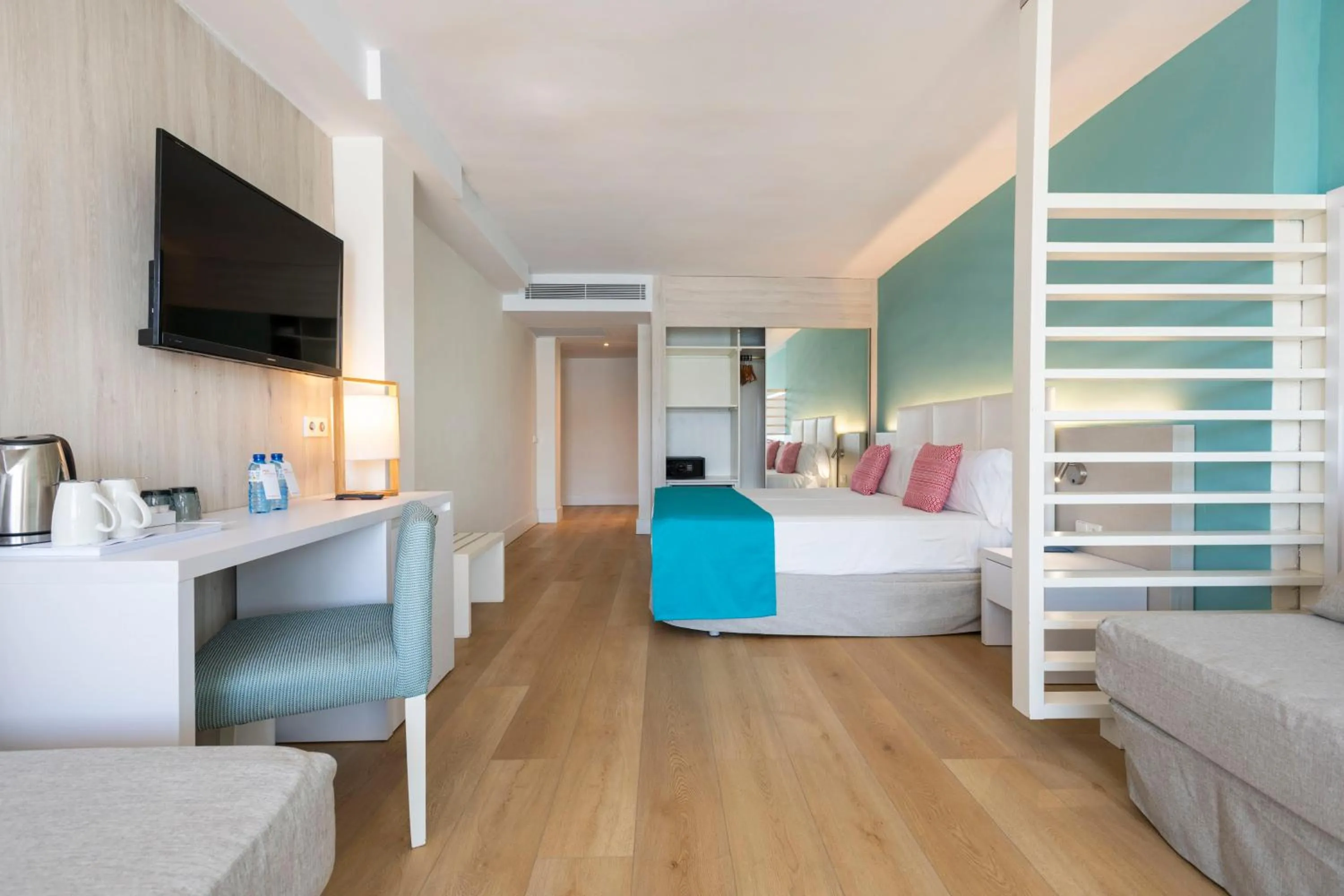 Photo of the whole room, Bed in Leonardo Royal Hotel Mallorca