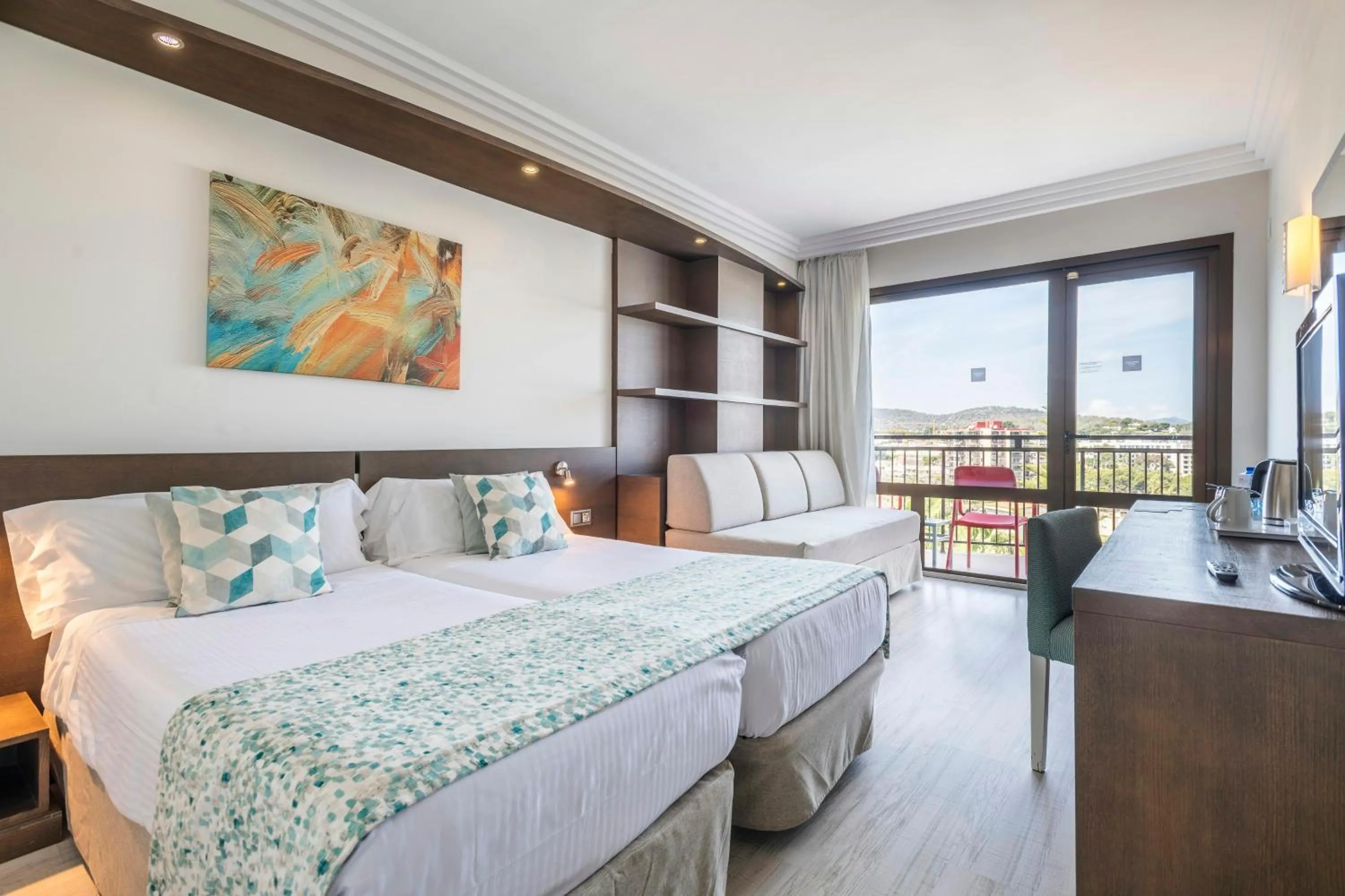 Photo of the whole room, Bed in Leonardo Royal Hotel Mallorca