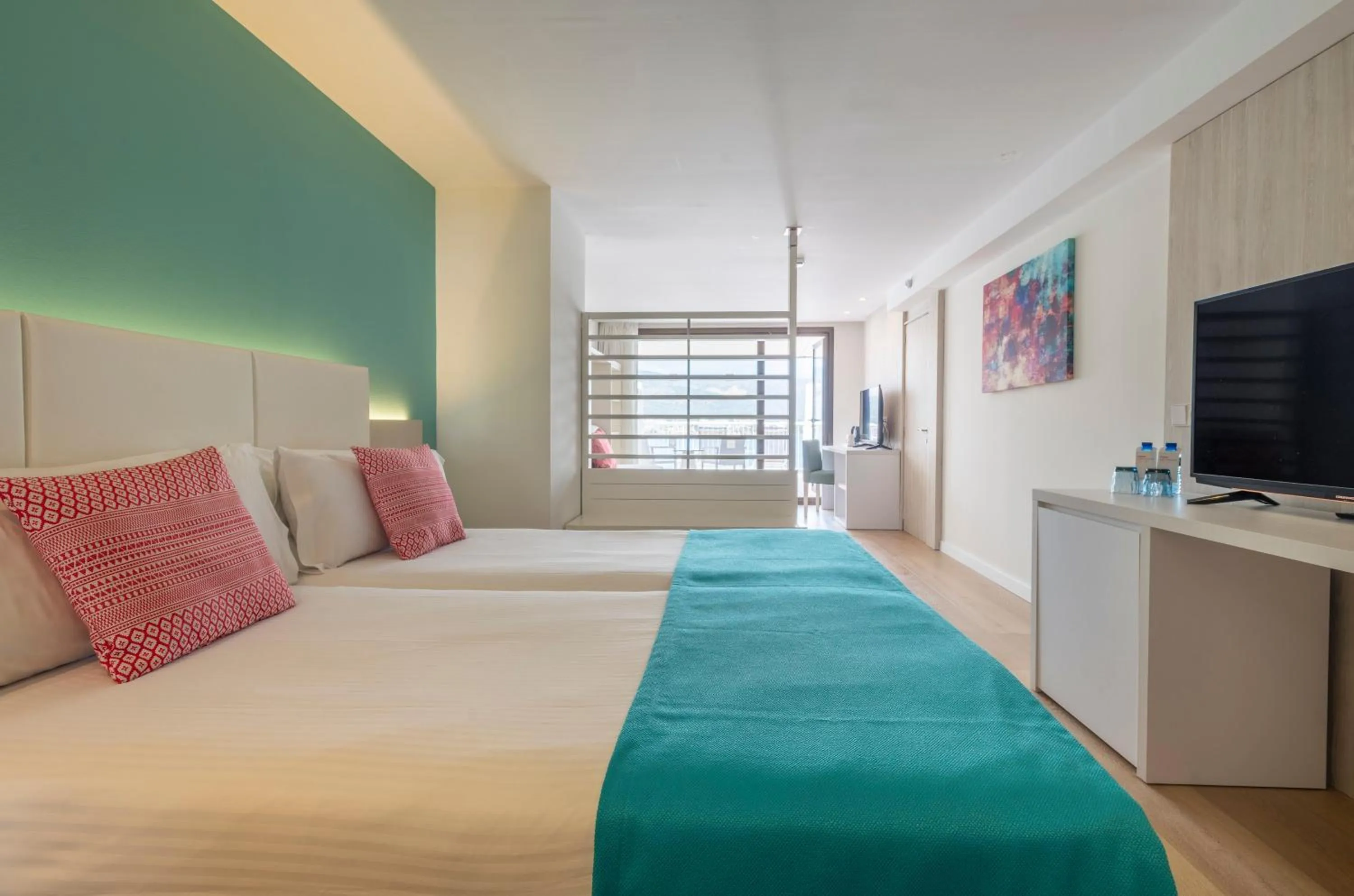 Photo of the whole room, Bed in Leonardo Royal Hotel Mallorca