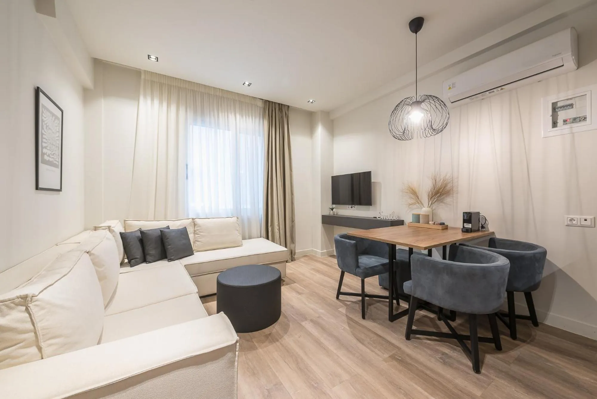 Living room in Aeiphoria Suites & Rooms - Athens