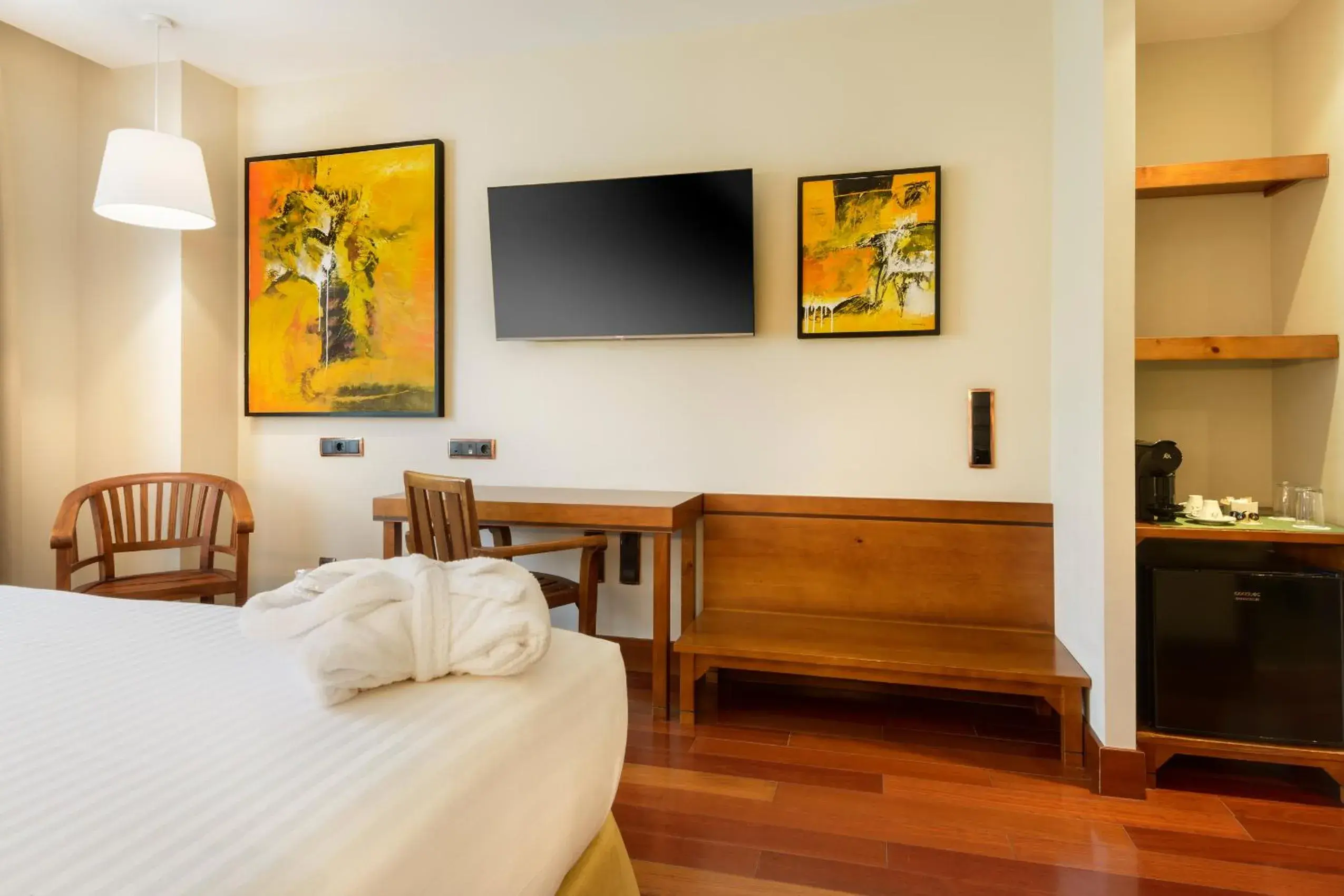 Bedroom, Bed in Hotel & Spa Monasterio de Boltaña Bedroom, Bed in Hotel & Spa Monasterio de Boltaña