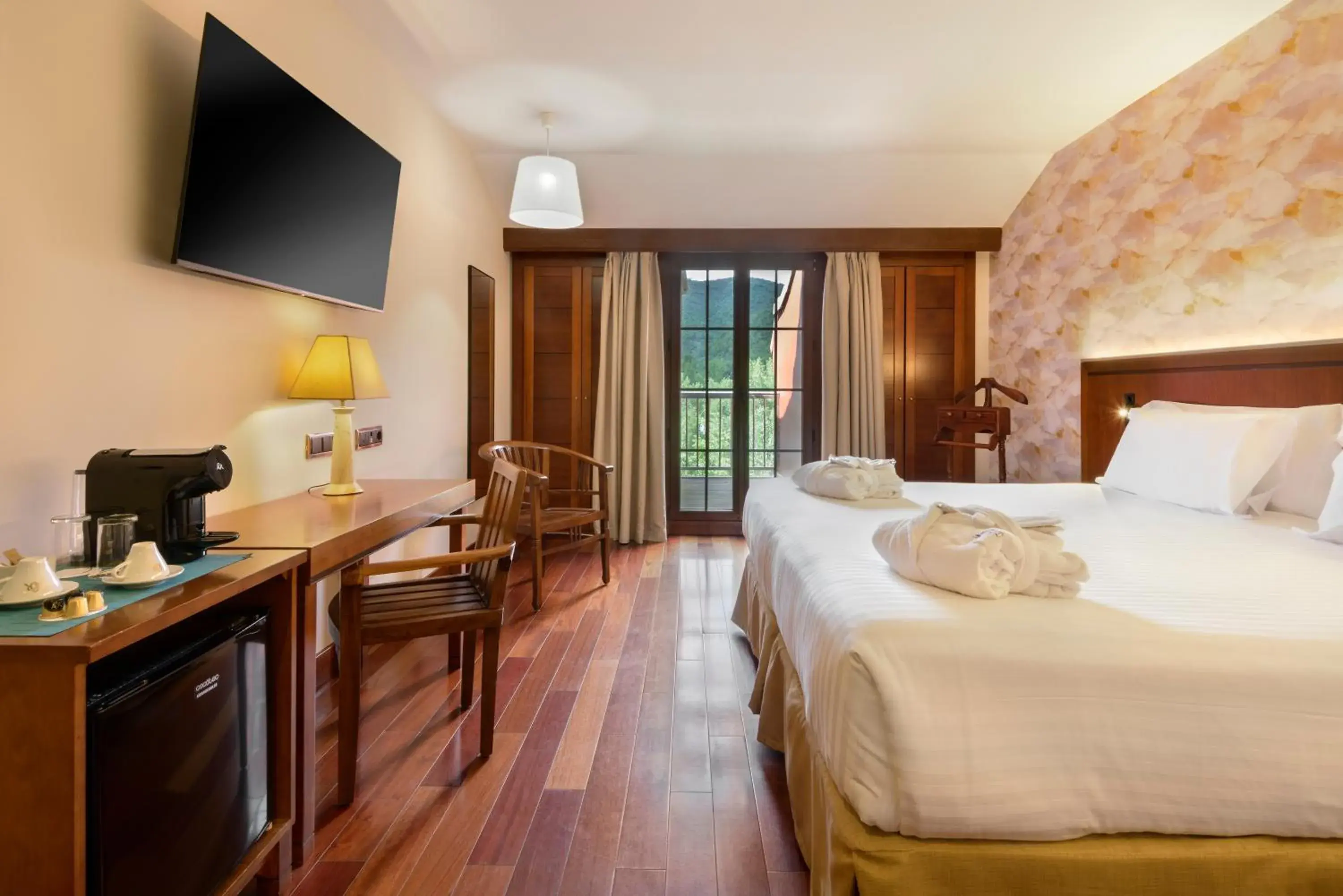 Balcony/Terrace, Bed in Hotel & Spa Monasterio de Boltaña Balcony/Terrace, Bed in Hotel & Spa Monasterio de Boltaña