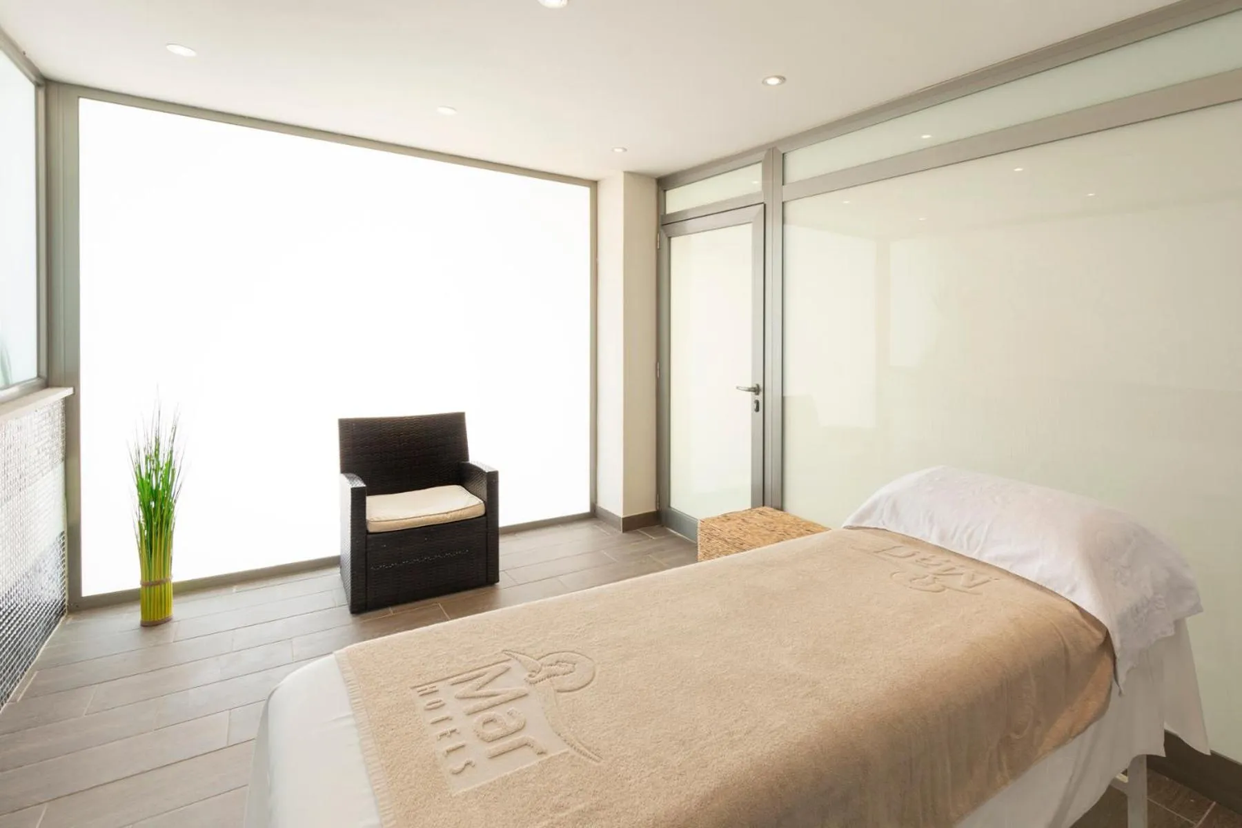 Massage, Bed in Mar Hotels Paguera & Spa