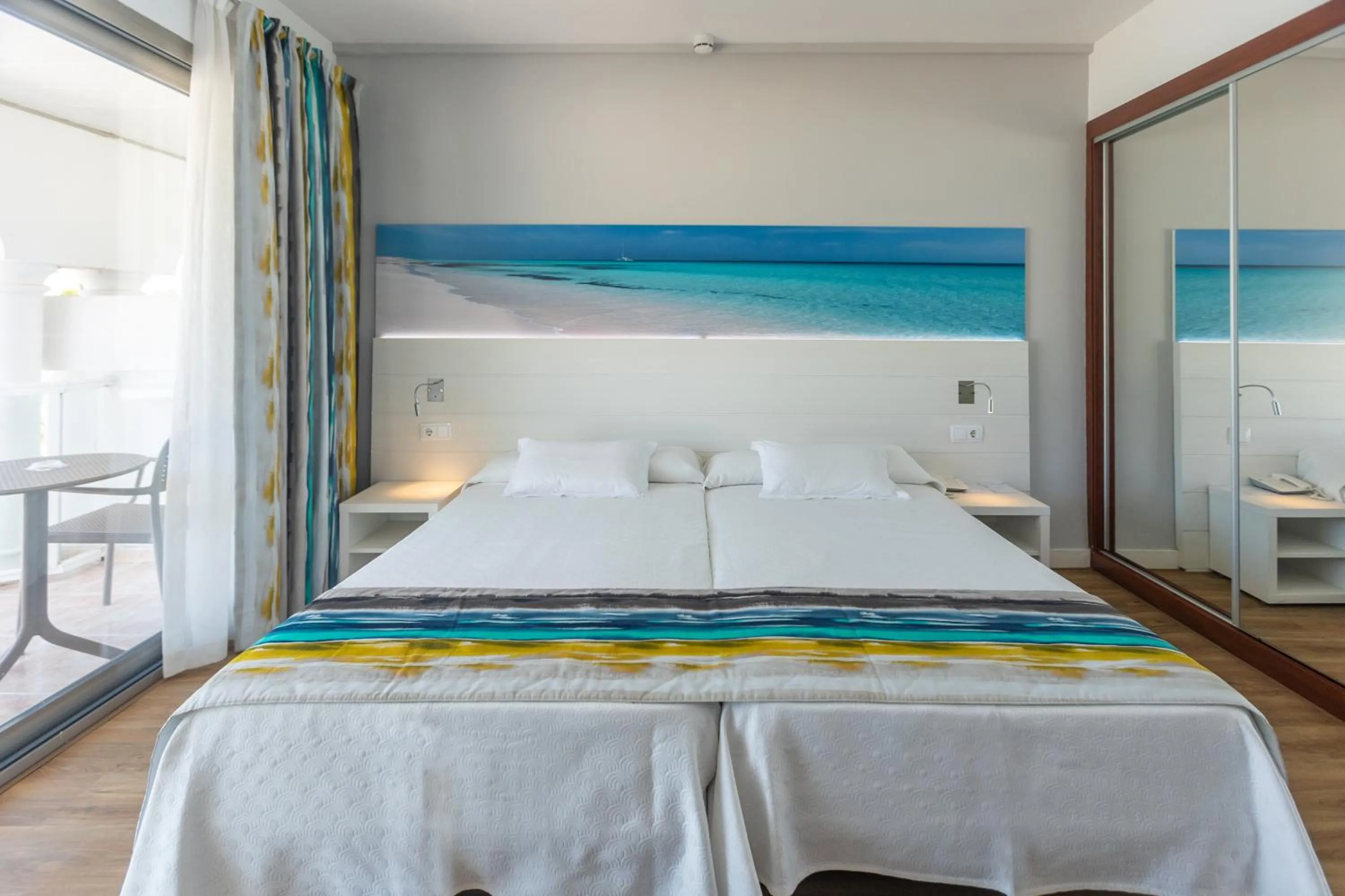 Bedroom, Bed in Seramar Hotel Comodoro Playa