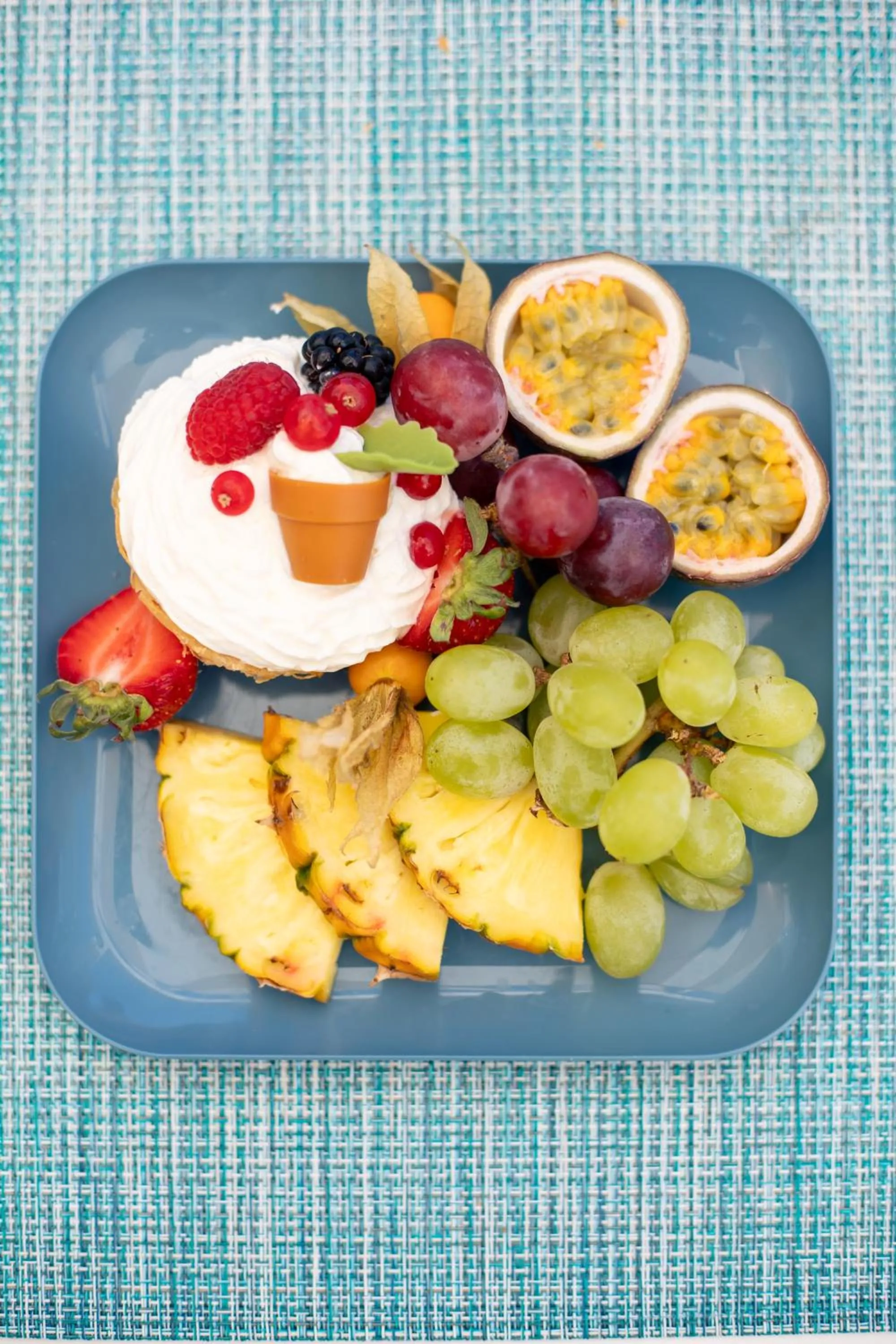 Food in Seramar Hotel Comodoro Playa