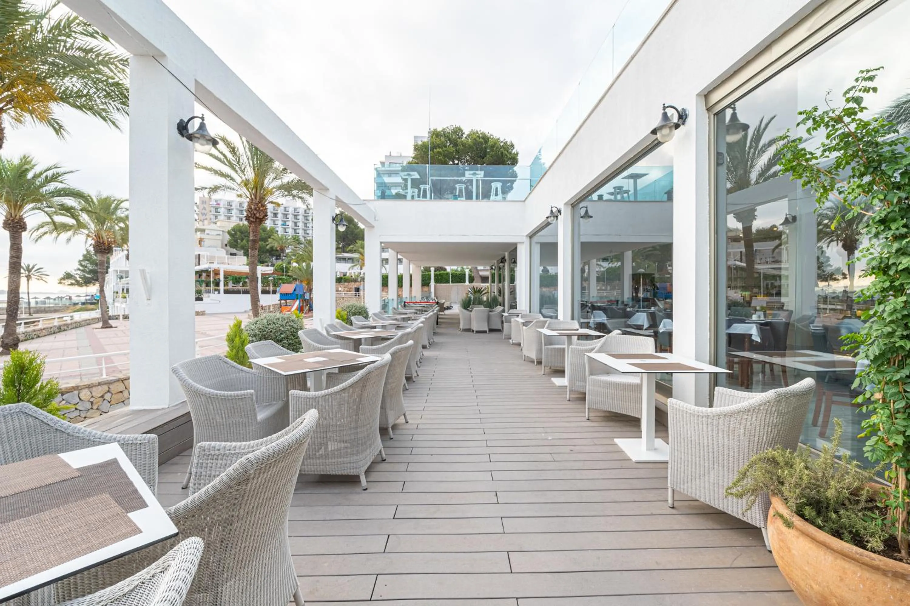 Balcony/Terrace in Seramar Hotel Comodoro Playa