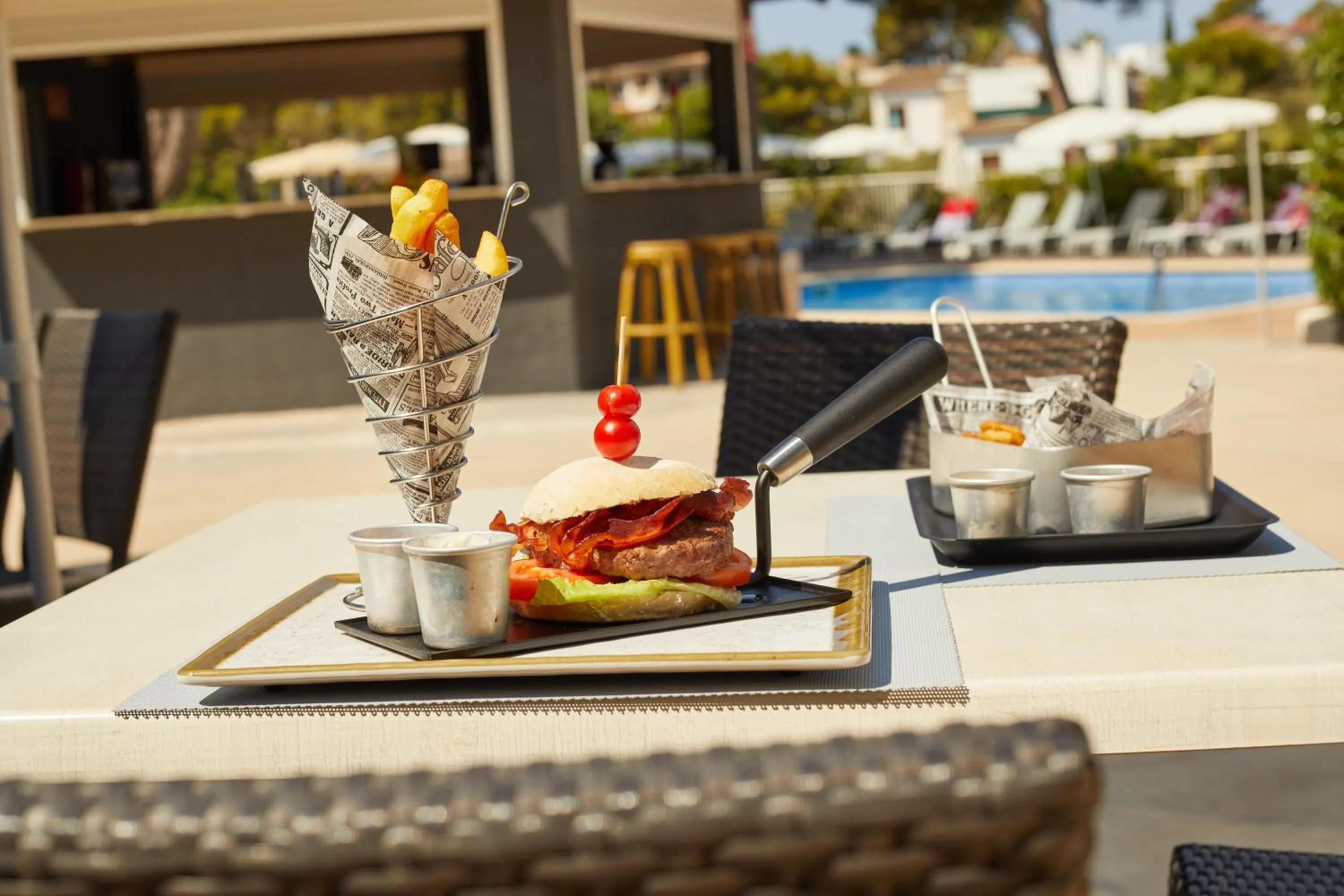 Food in JS Paradise Sport - Adults Only